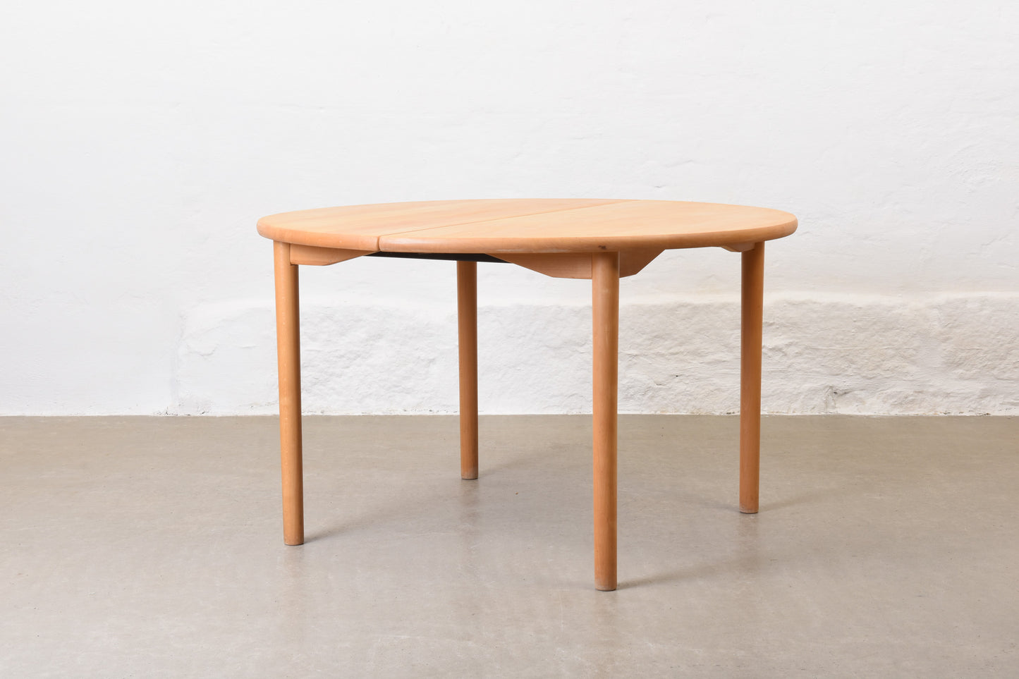 1980s extending dining table in beech