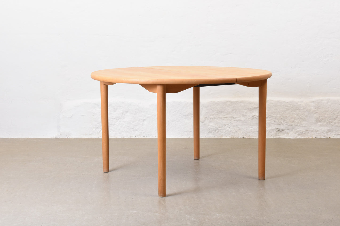 1980s extending dining table in beech