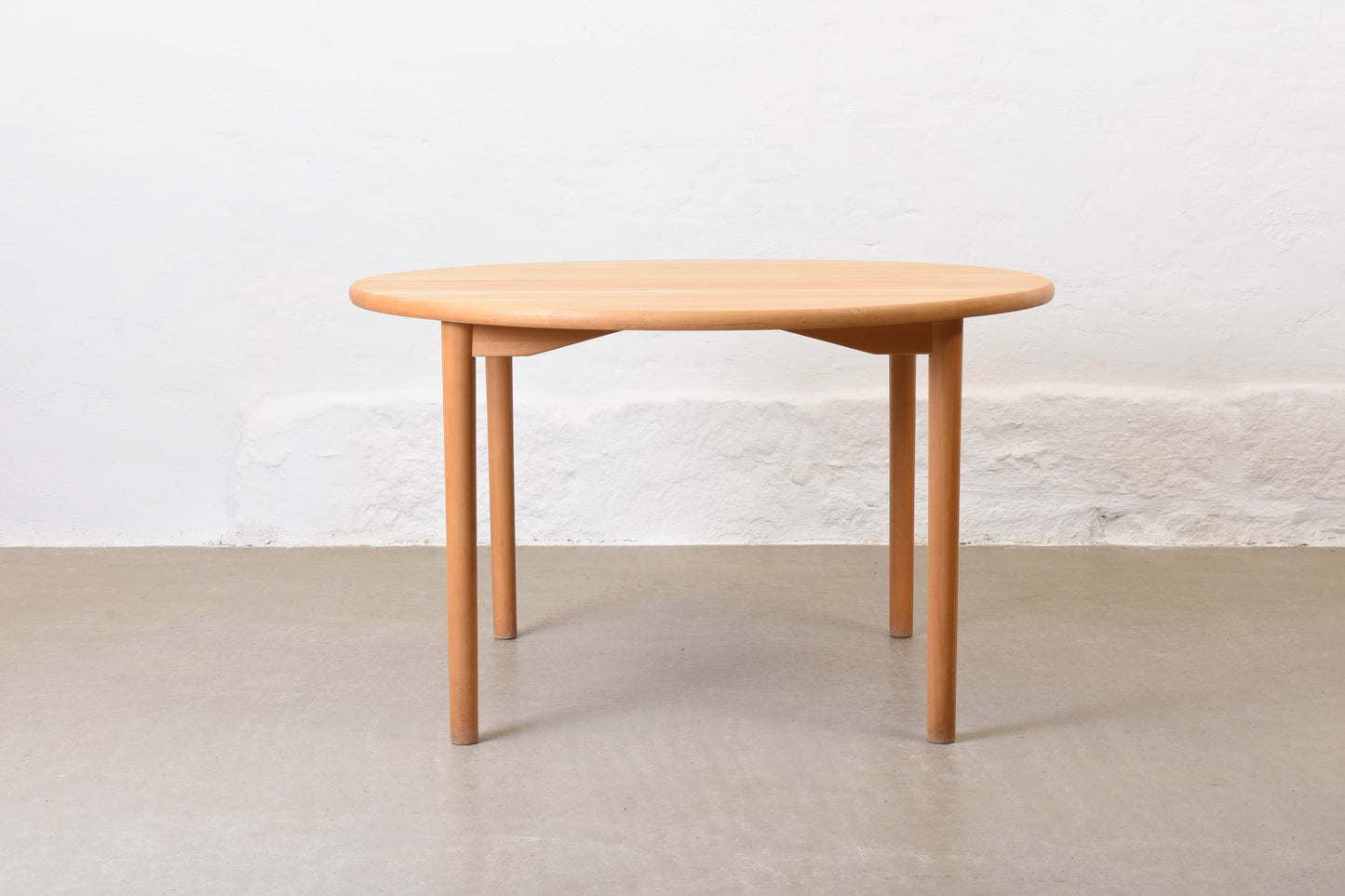 1980s extending dining table in beech