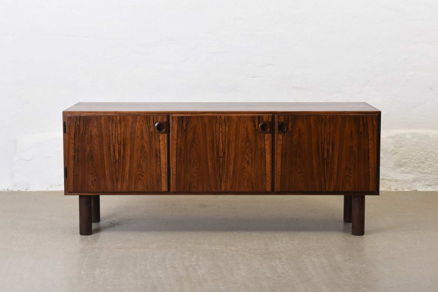 1960s low sideboard in rosewood