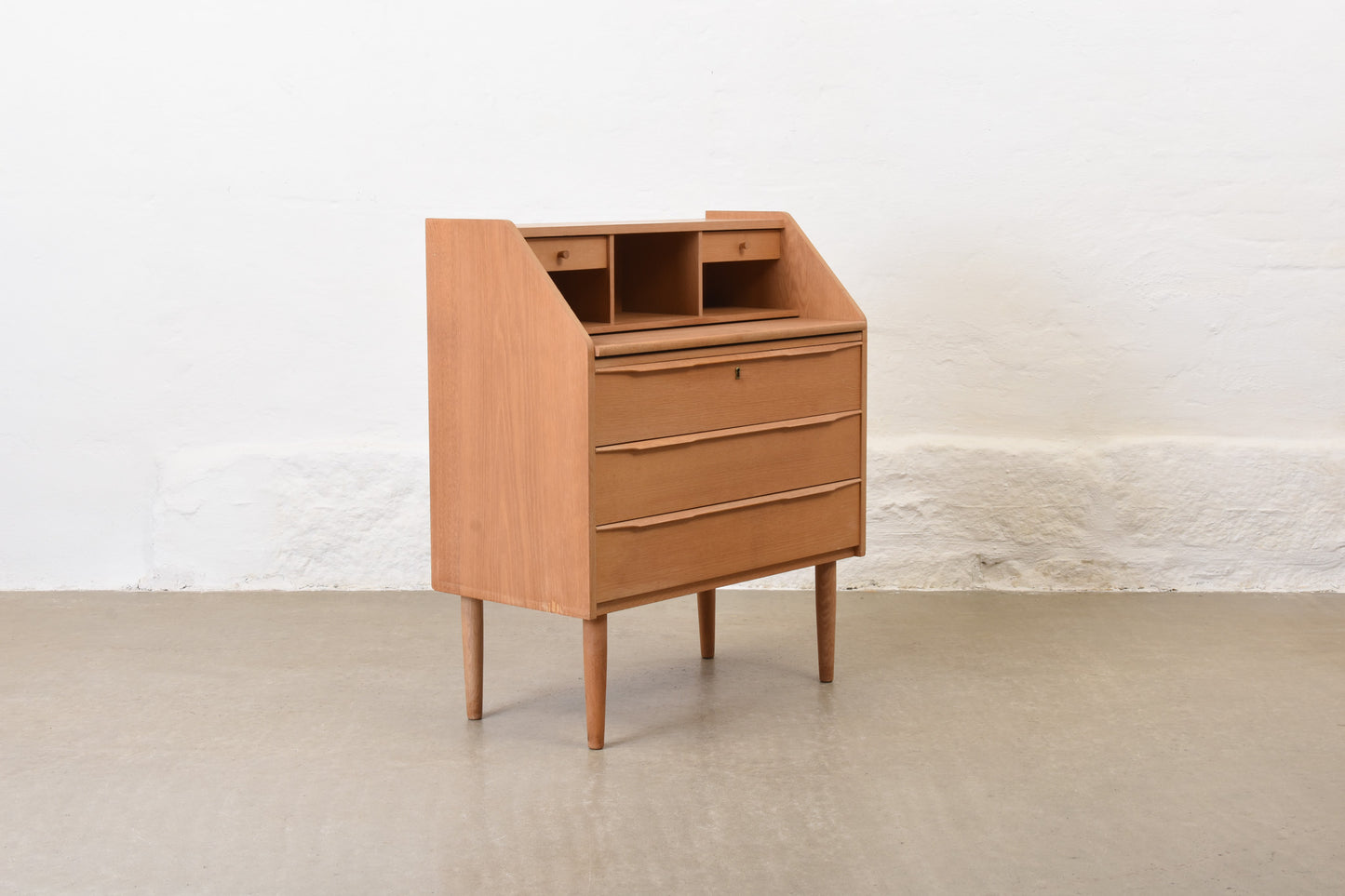 Save £100: 1960s secretary in oak