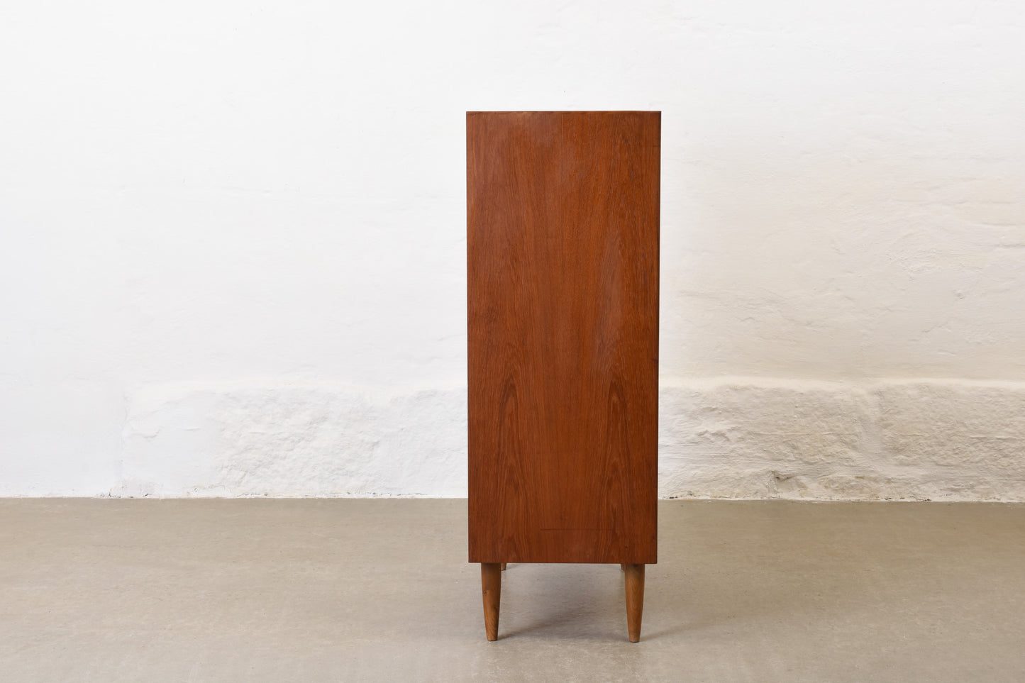 1960s teak chest of drawers with inset handles