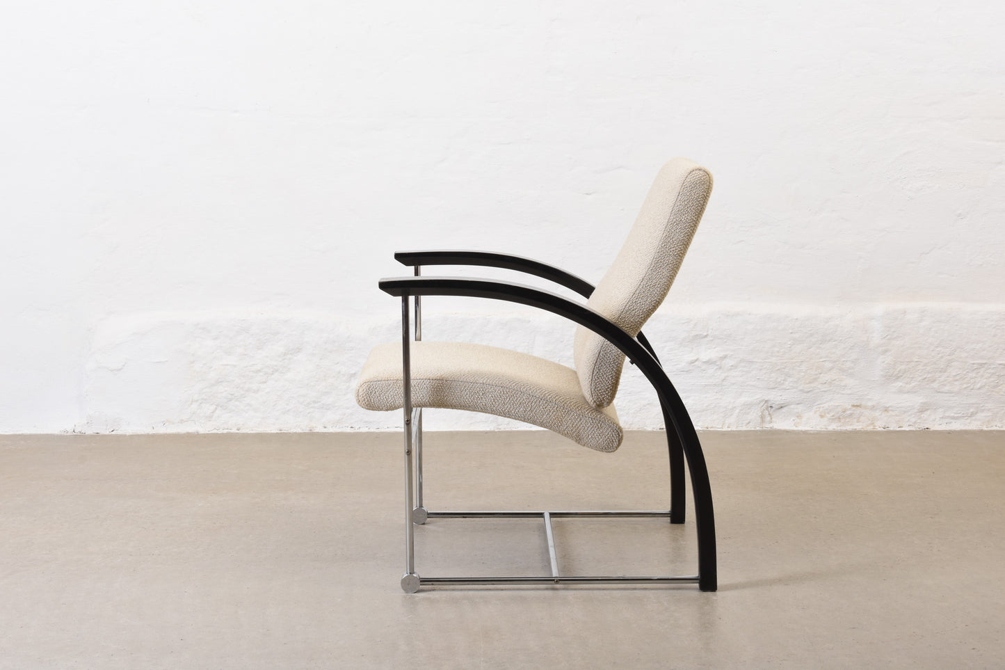Newly reupholstered: 1990s 'Tres' lounger by Olav Eldøy