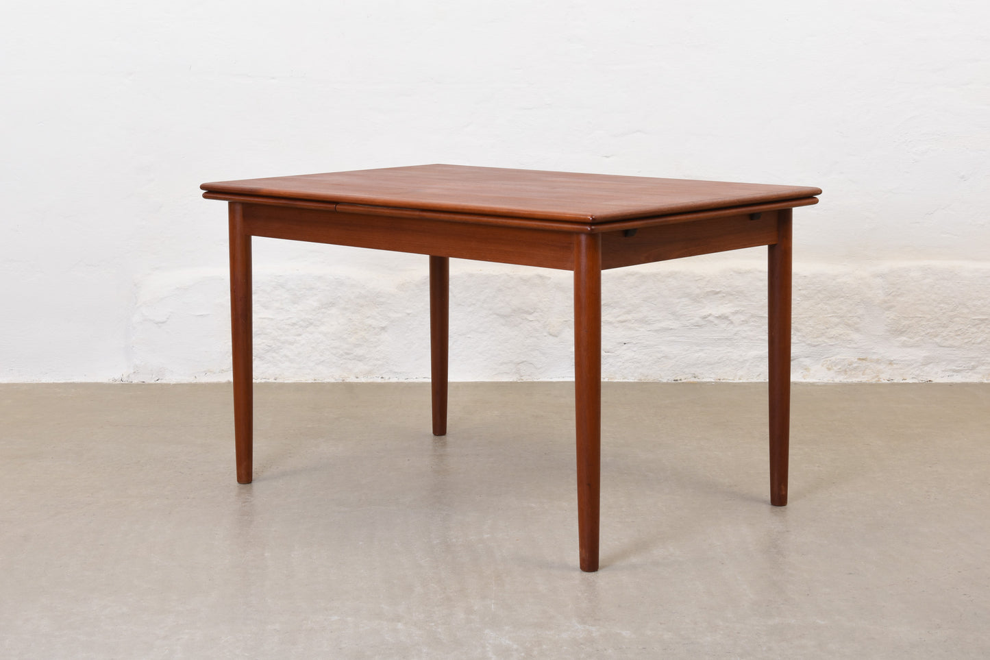 1960s extending dining table in teak - 120L cm