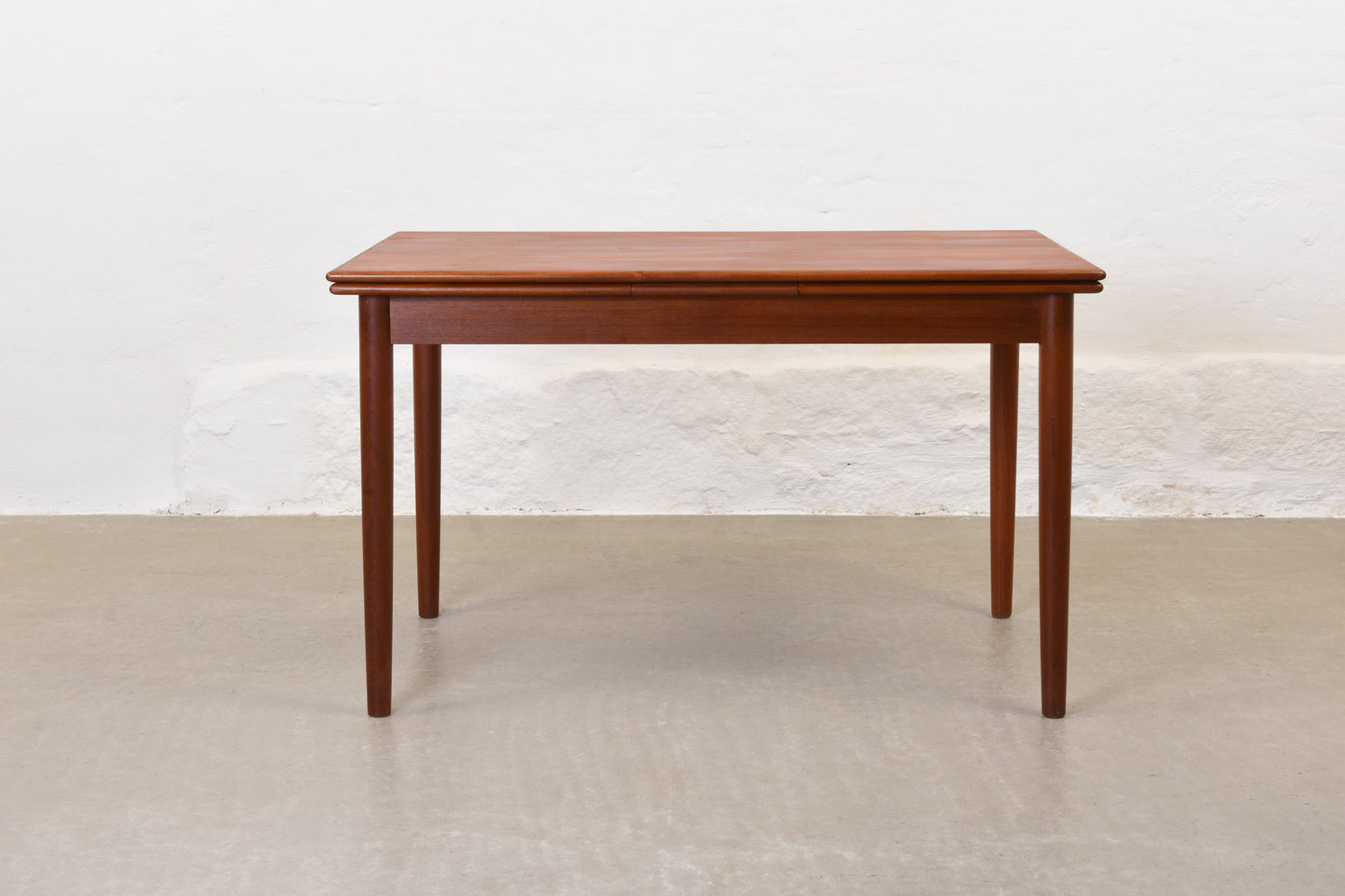 1960s extending dining table in teak - 120L cm