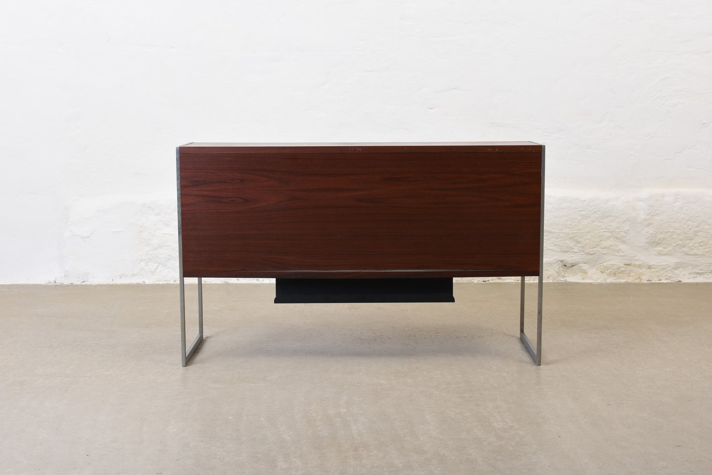 1980s rosewood + metal hi-fi stand by Bang & Olufsen