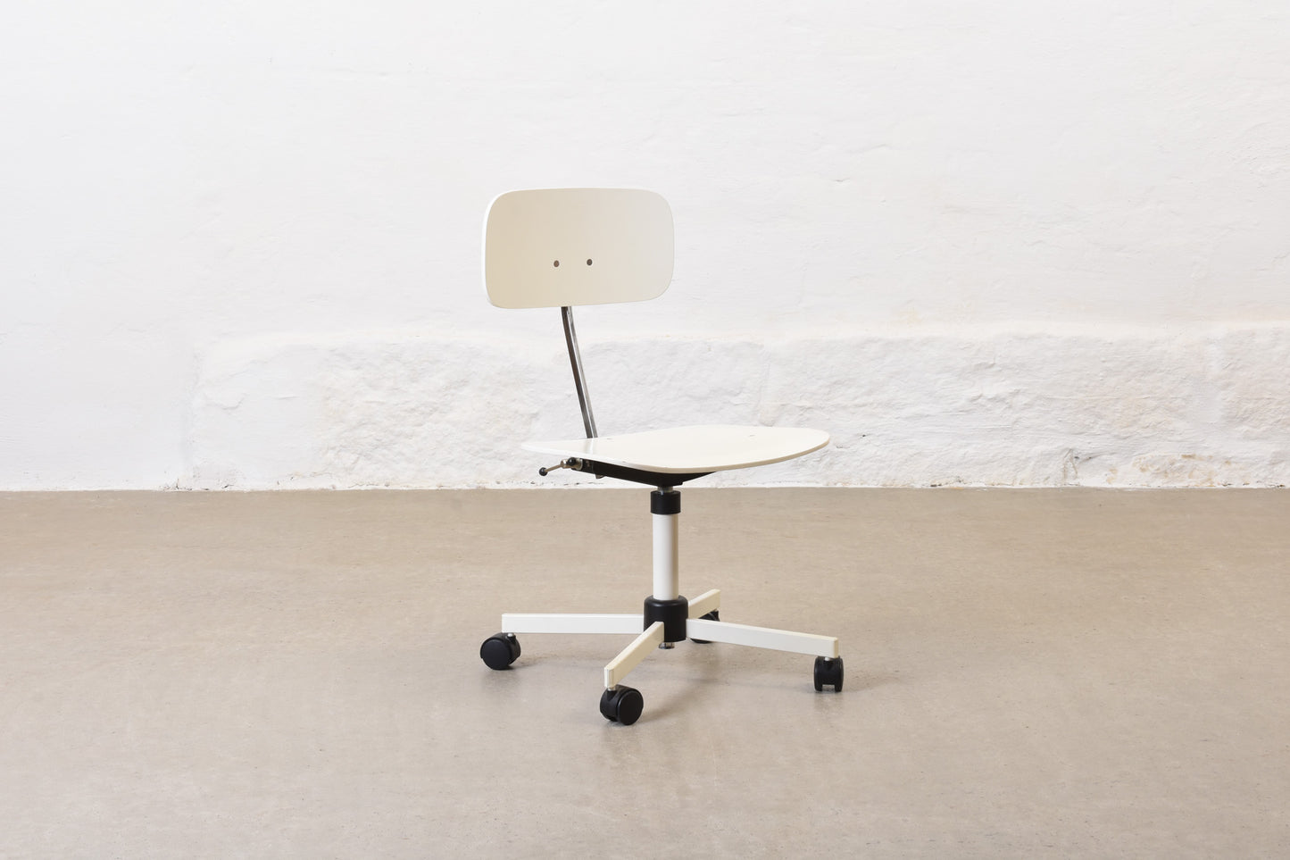 Vintage height-adjustable task chair