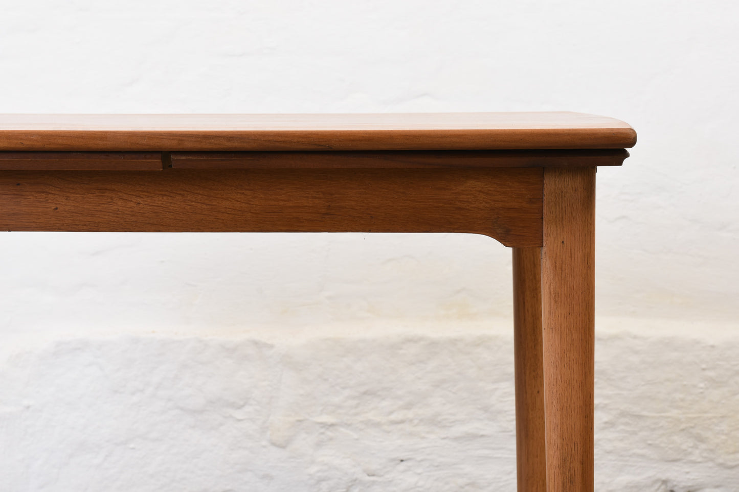 1950s extending dining table in teak