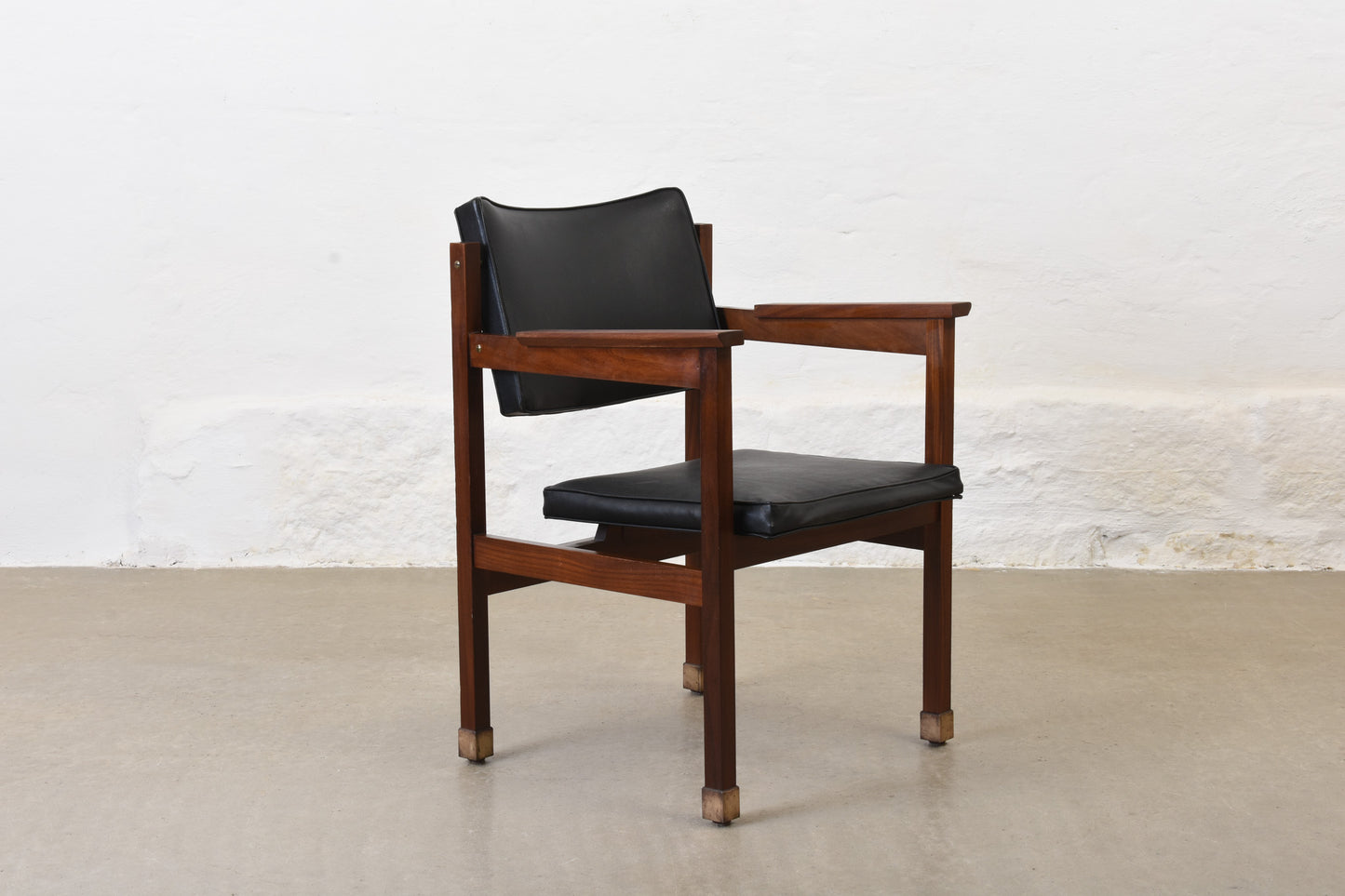1950s cabinetmakers armchair in mahogany