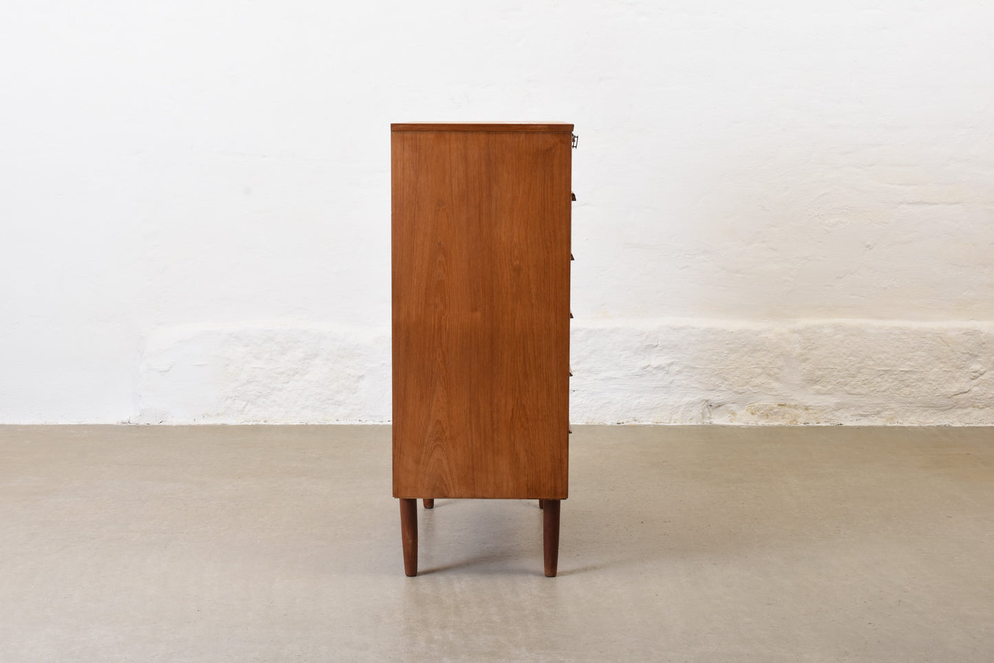 1960s teak chest of drawers with lipped handles - 106H cm