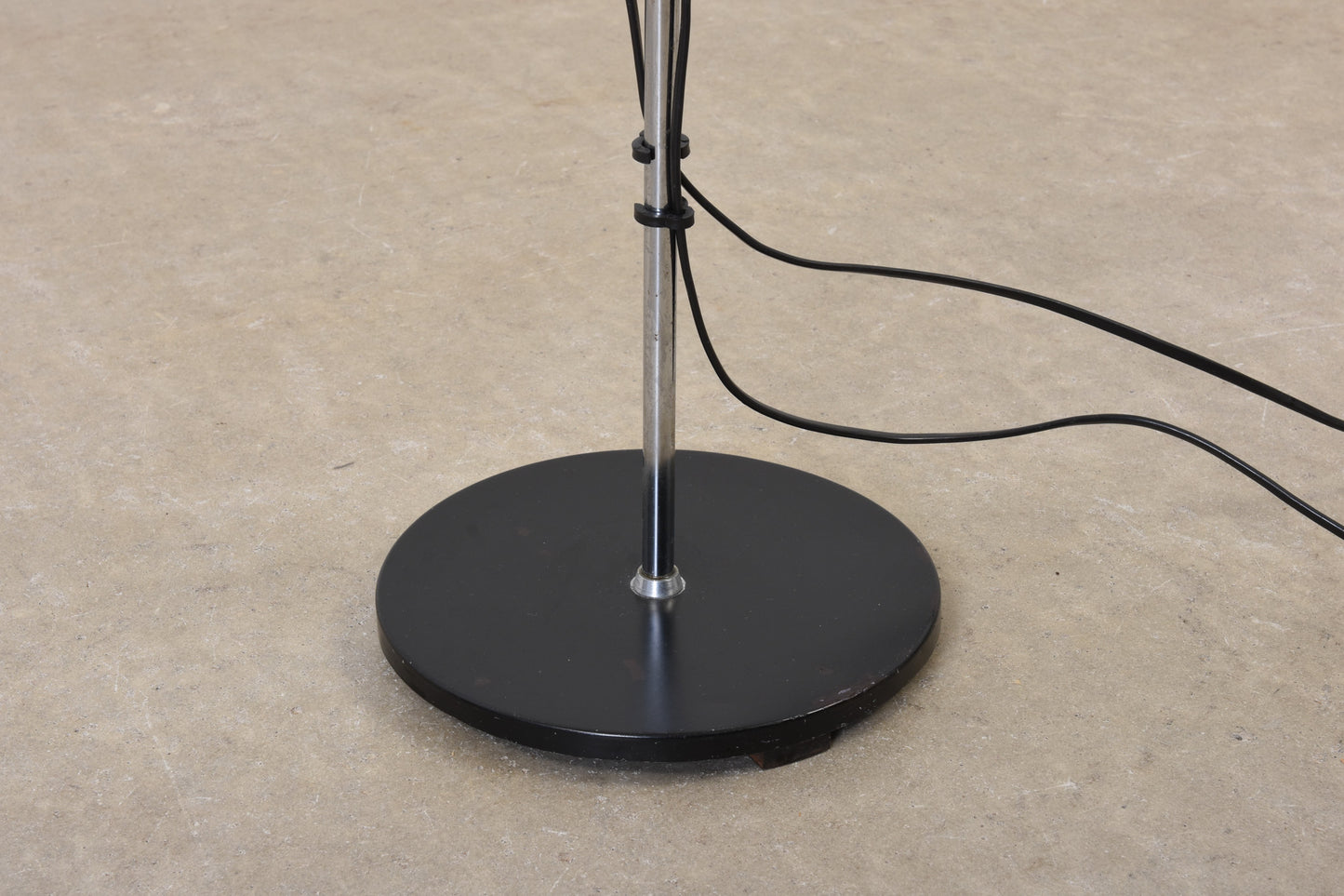 1980s height-adjustable floor lamp in black metal
