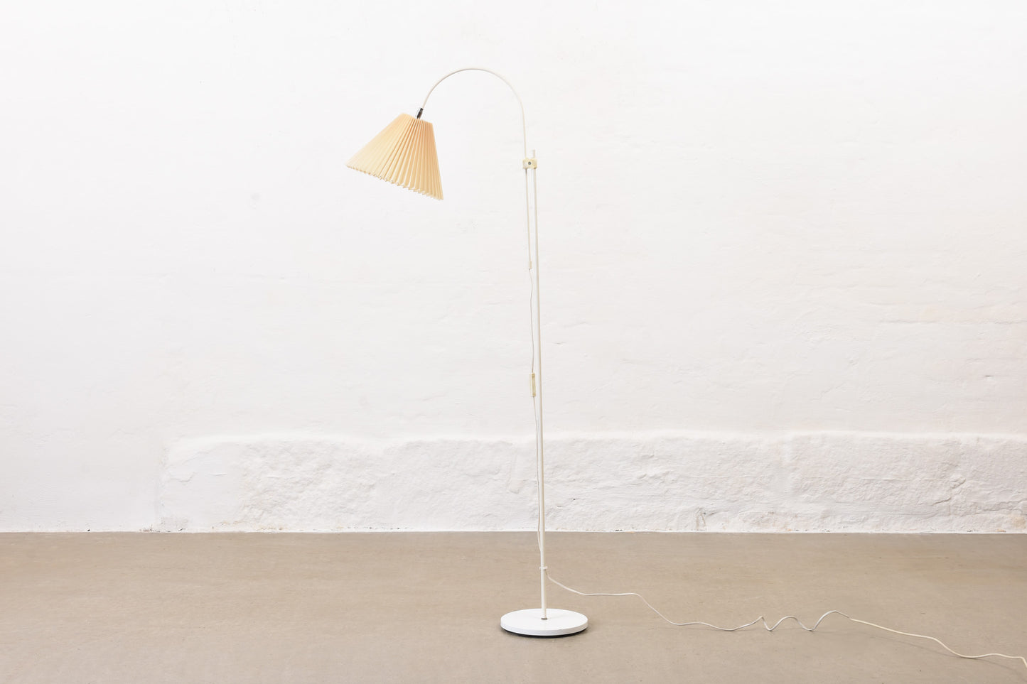 1980s height-adjustable floor lamp by Top Lamper
