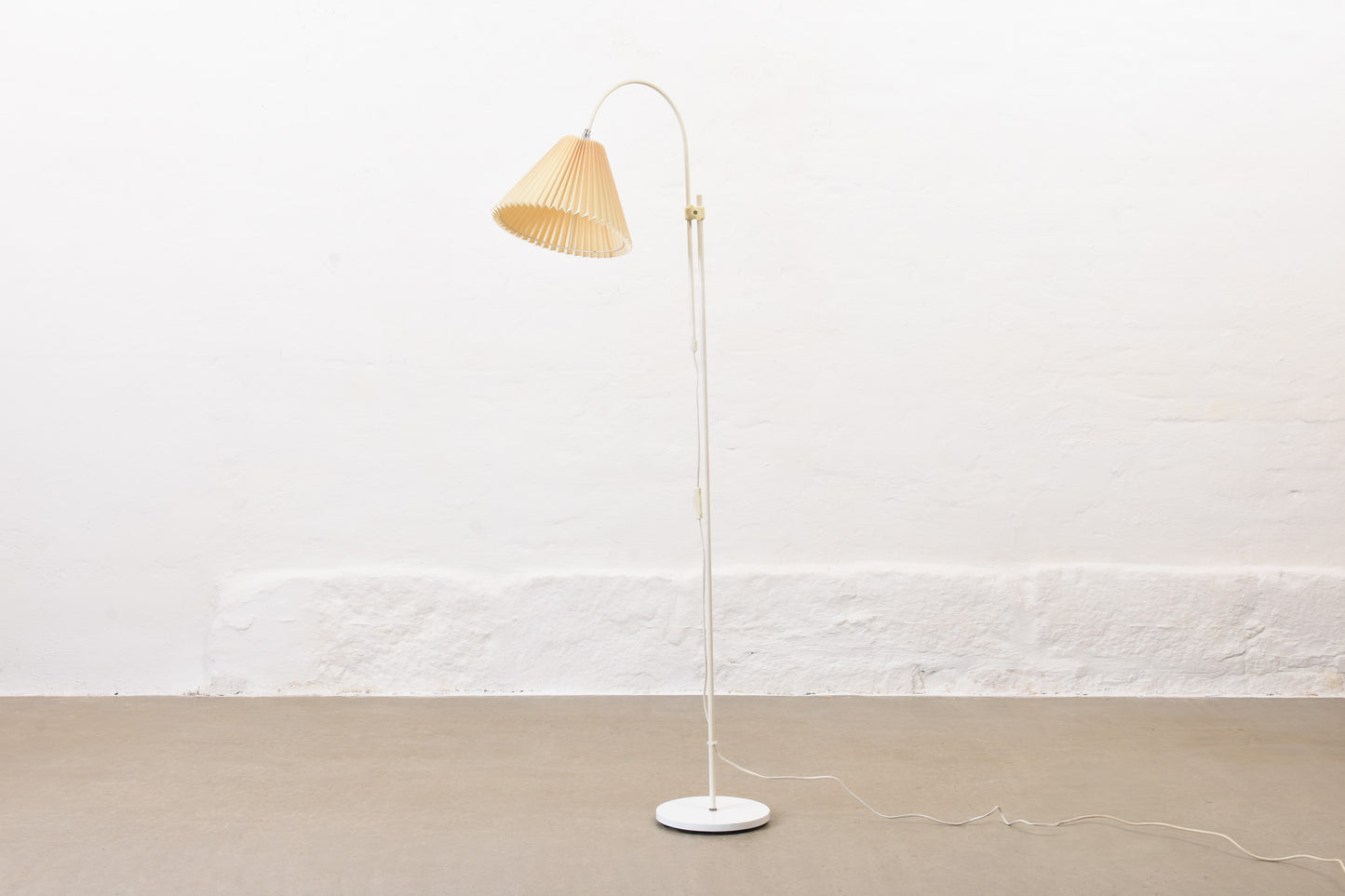 1980s height-adjustable floor lamp by Top Lamper
