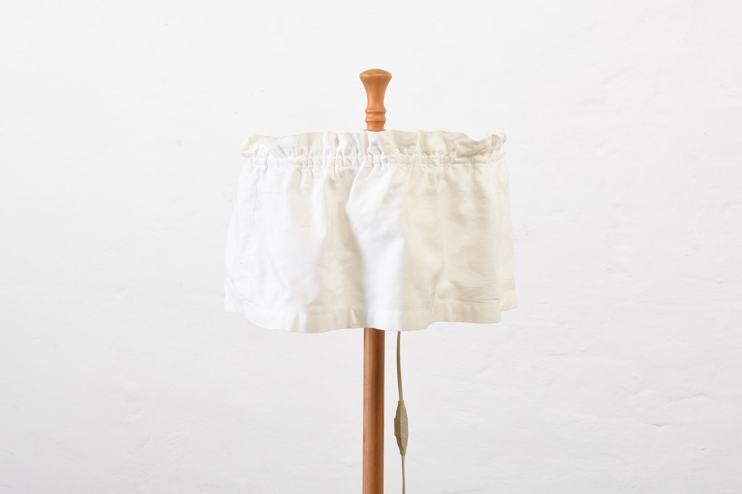 1970s floor lamp by Yngve Ekström