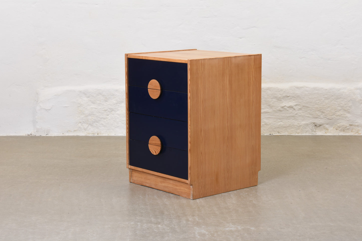 Two available: 1970s chests/nightstands in pine by Thomas Jelinek