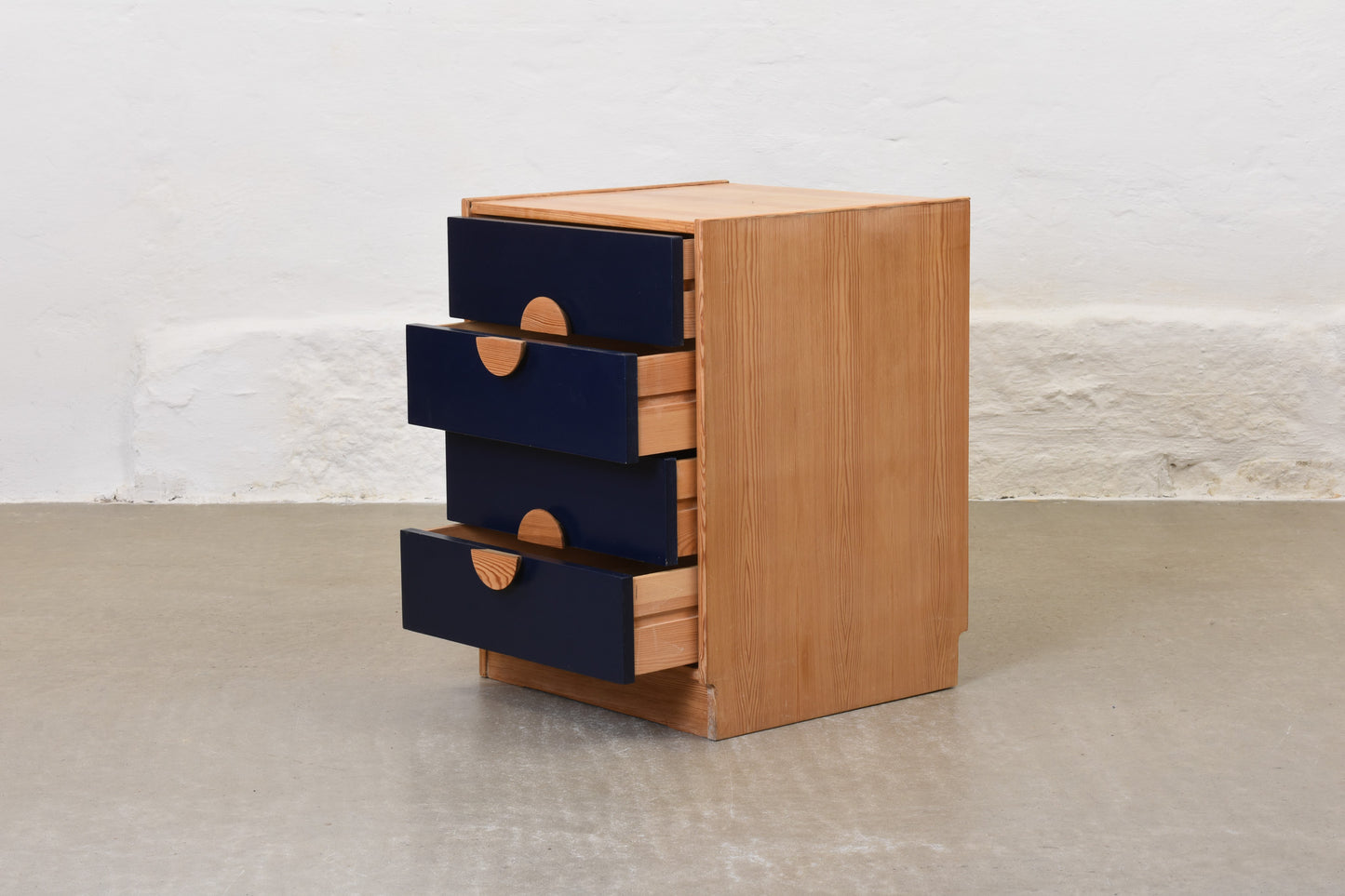 Two available: 1970s chests/nightstands in pine by Thomas Jelinek