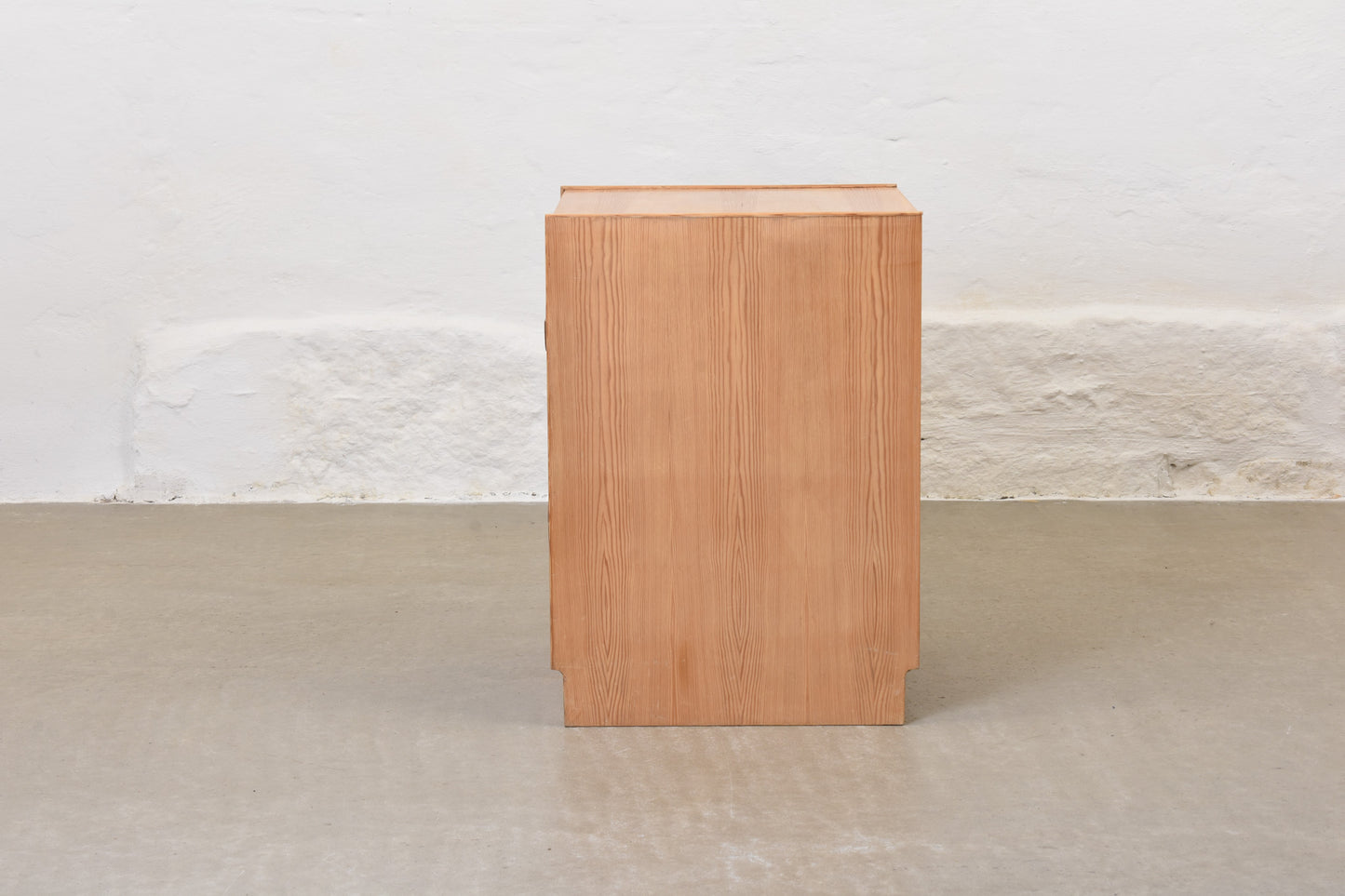 Two available: 1970s chests/nightstands in pine by Thomas Jelinek