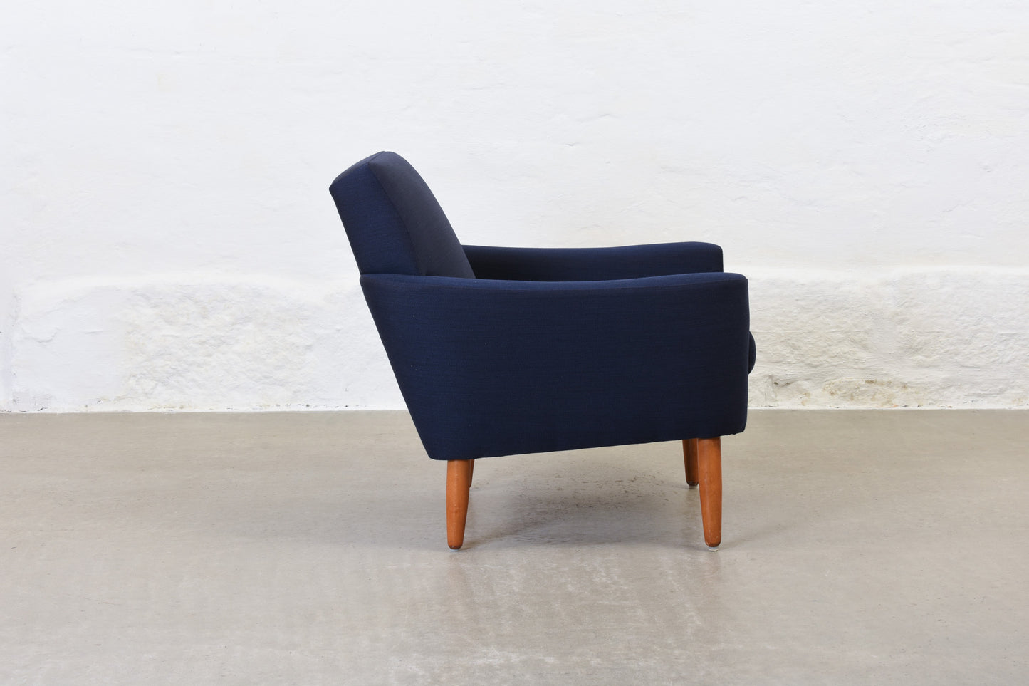 Newly reupholstered: 1960s low back lounger in wool