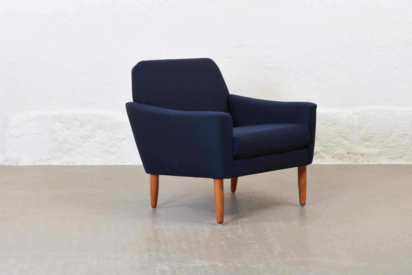 Newly reupholstered: 1960s low back lounger in wool