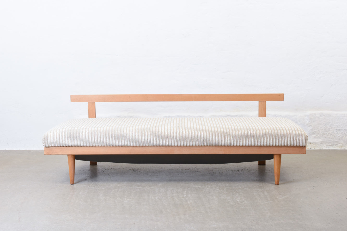 Newly reupholstered: 1960s 'Svane' day bed by Ingmar Relling
