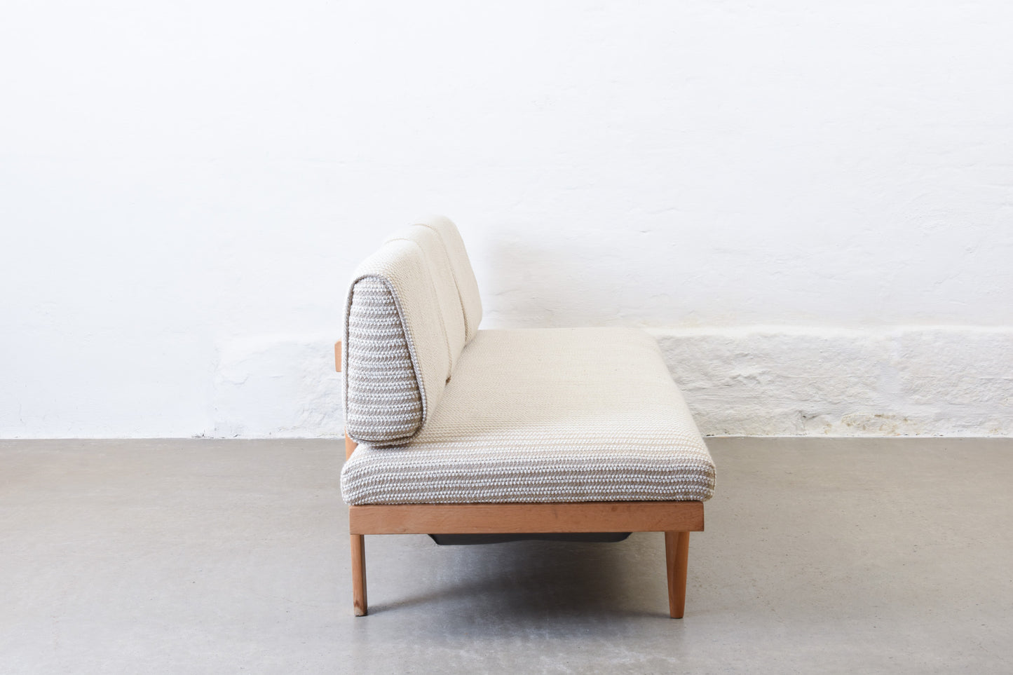 Newly reupholstered: 1960s 'Svane' day bed by Ingmar Relling