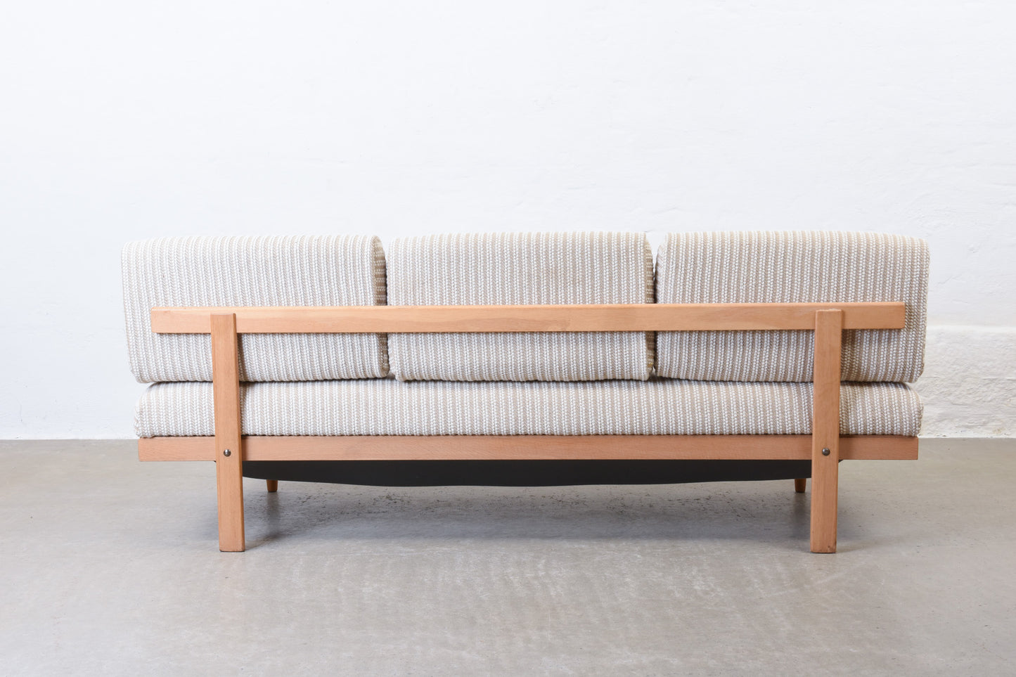 Newly reupholstered: 1960s 'Svane' day bed by Ingmar Relling