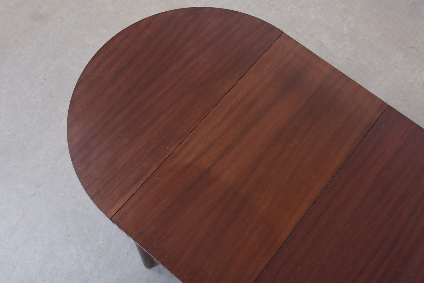 1970s drop-leaf dining table in mahogany