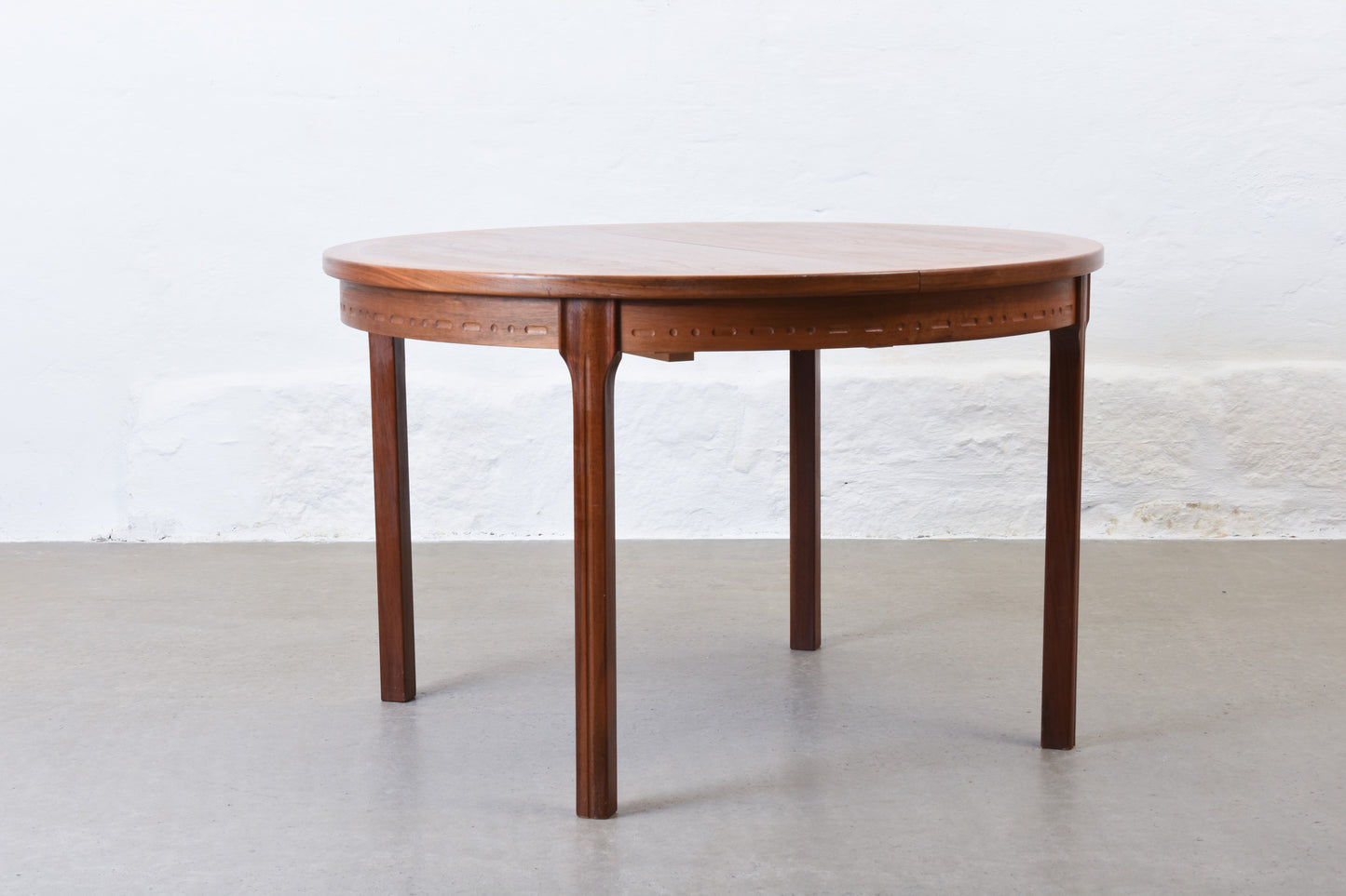 1970s walnut dining table by LB Design Group