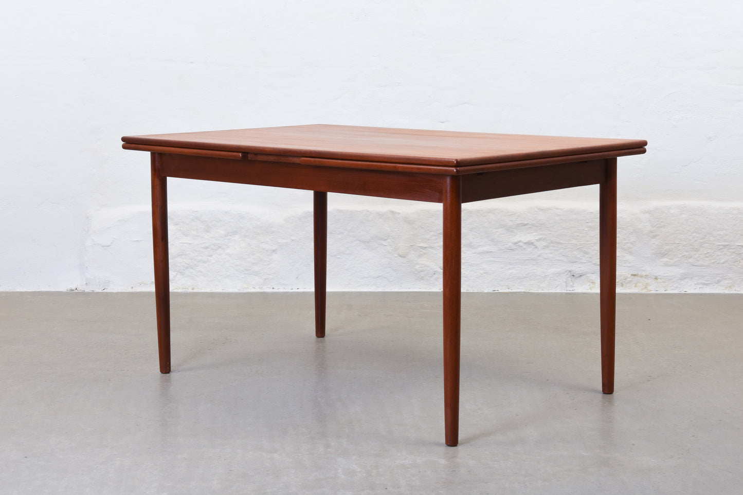 1960s extending dining table in teak - 130L cm