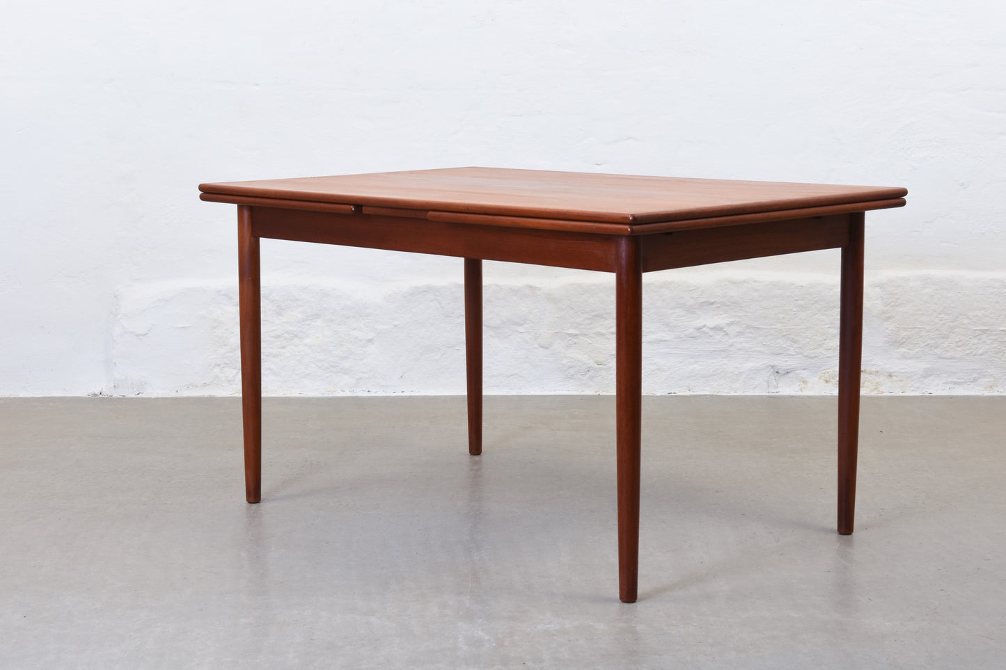 1960s extending dining table in teak - 130L cm