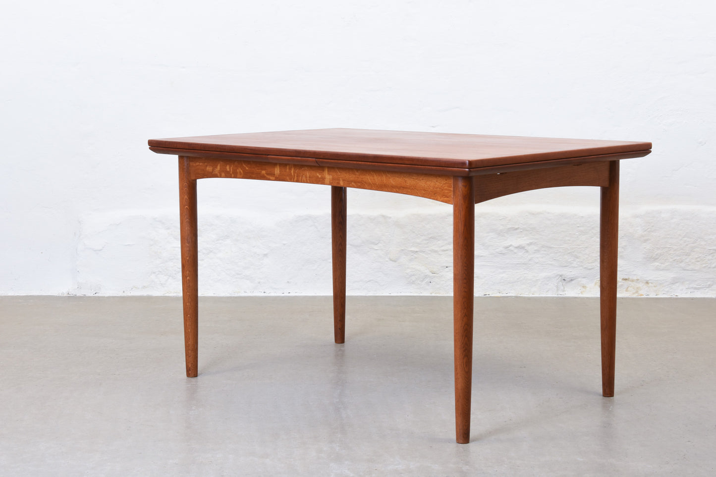 1950s extending dining table in teak