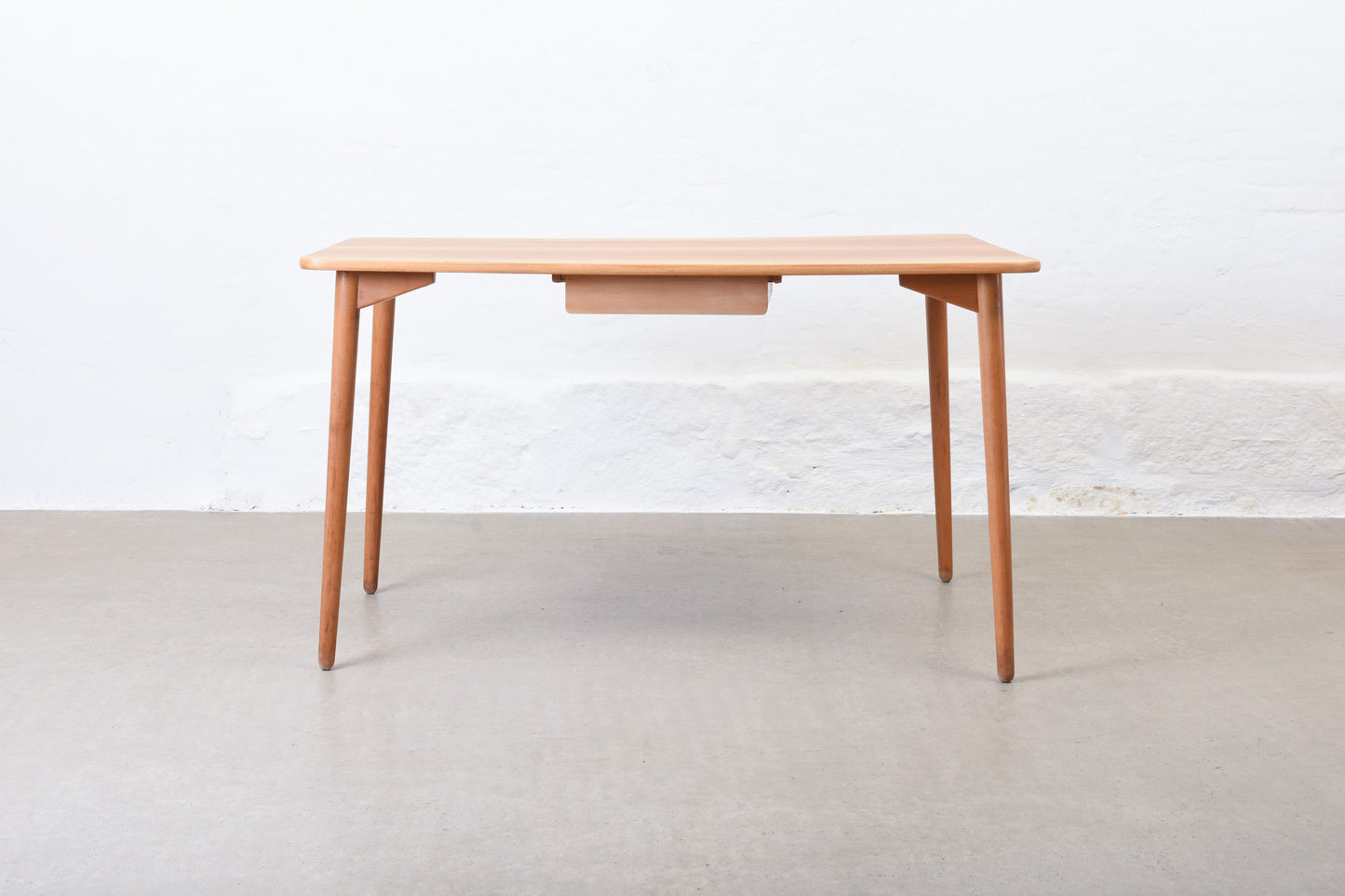 1950s desk in walnut by Fritz Hansen