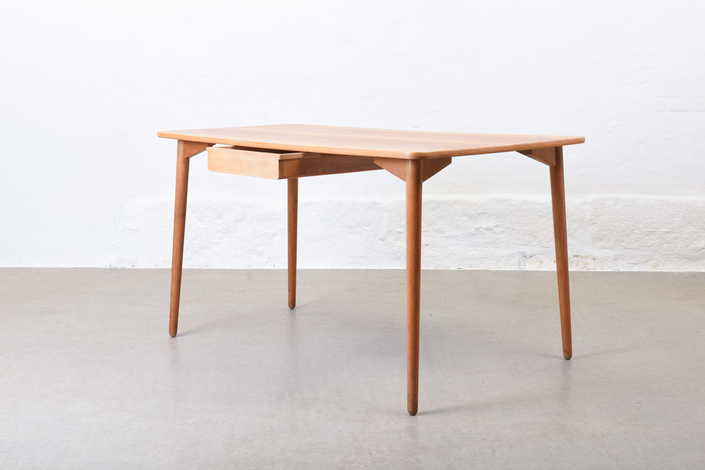 1950s desk in walnut by Fritz Hansen