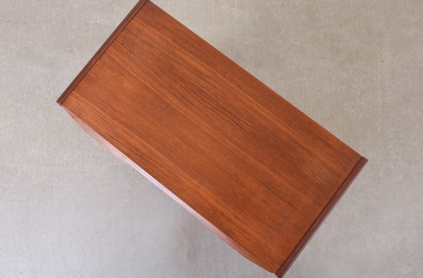 1960s teak chest of drawers with lipped handles - 108H cm