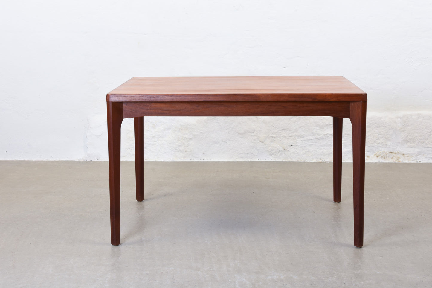 1960s extending teak dining table by Henning Kjærnulf