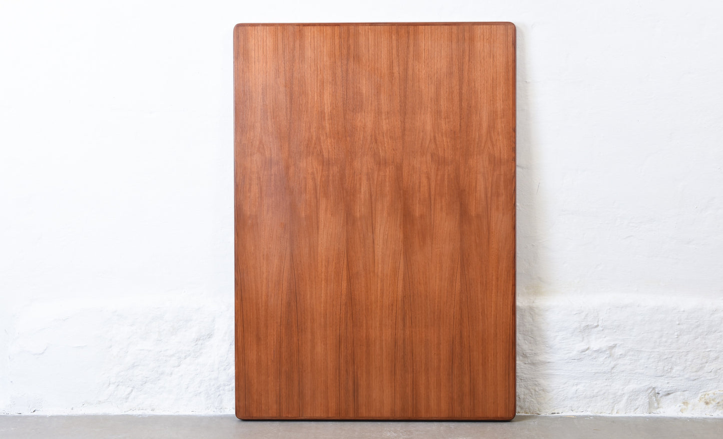 1960s extending teak dining table by Henning Kjærnulf