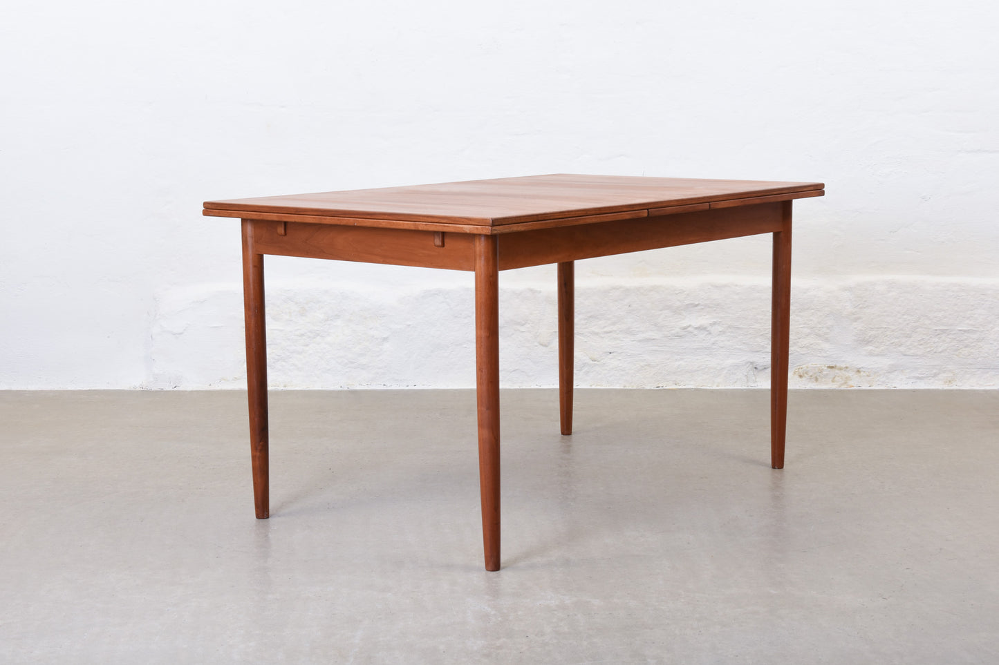 1960s extending dining table in teak by Troeds