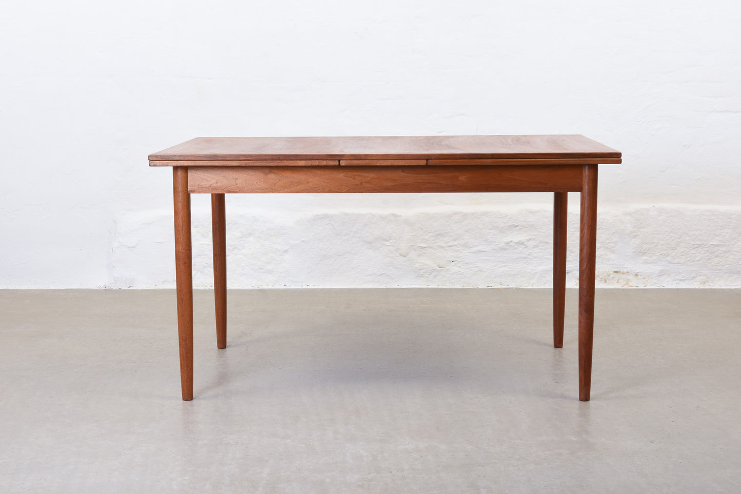 1960s extending dining table in teak by Troeds