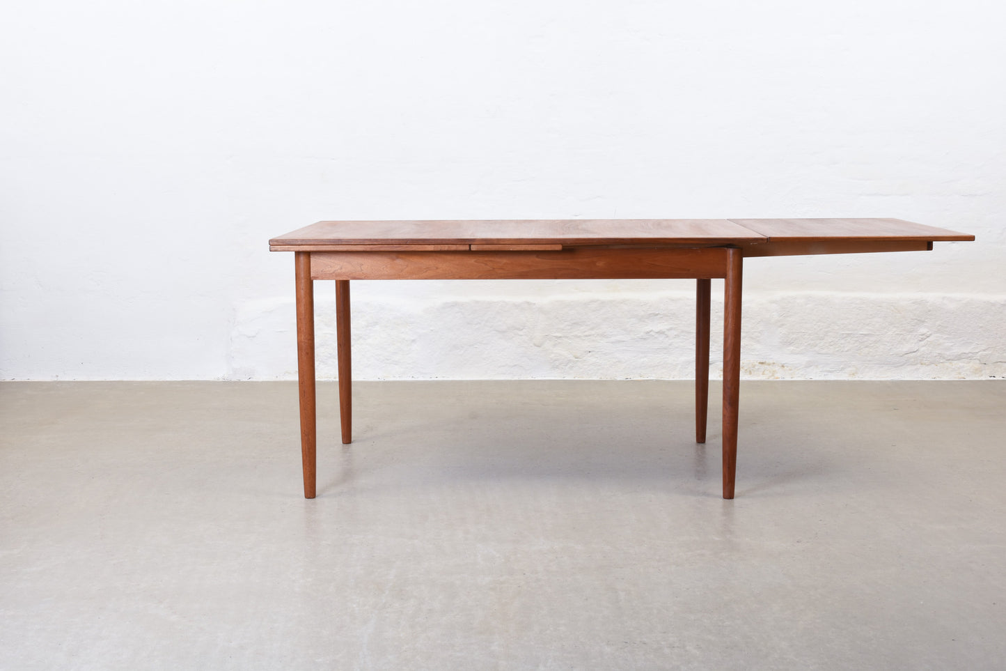 1960s extending dining table in teak by Troeds