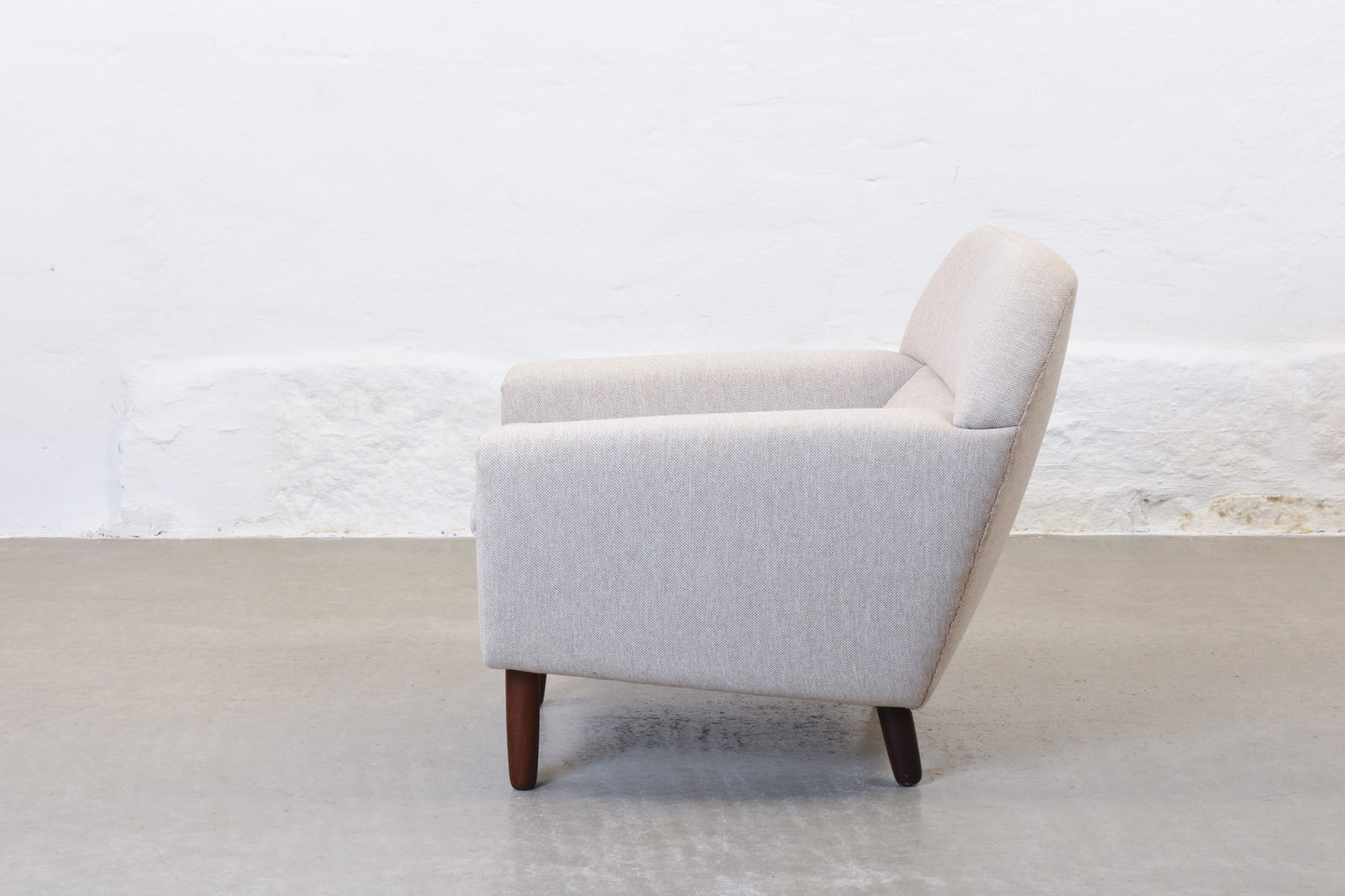 Newly reupholstered: 1960s Danish lounger