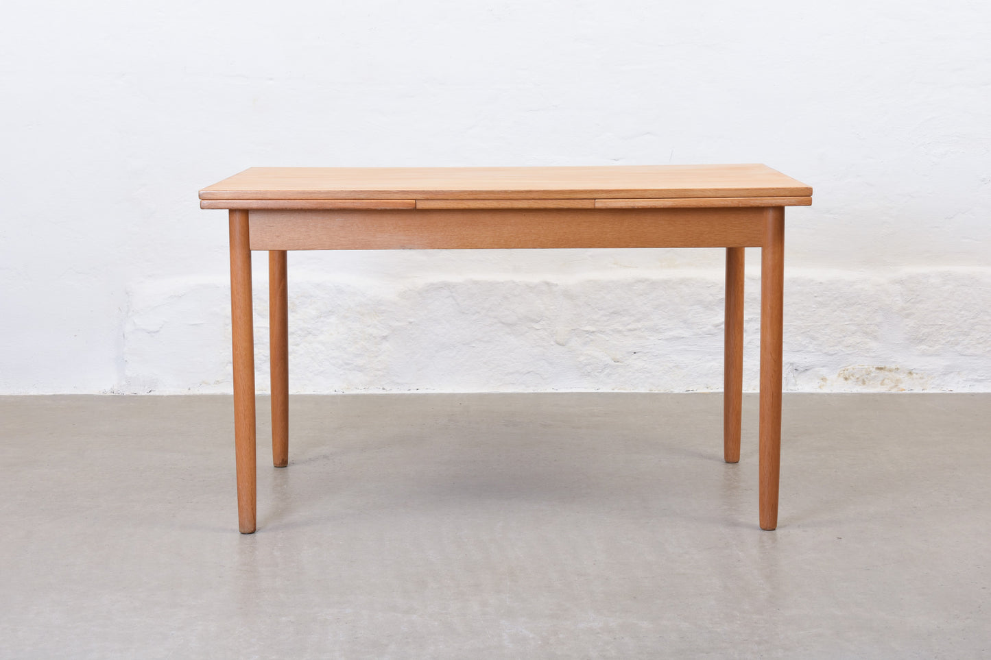 1960s extending dining table in oak