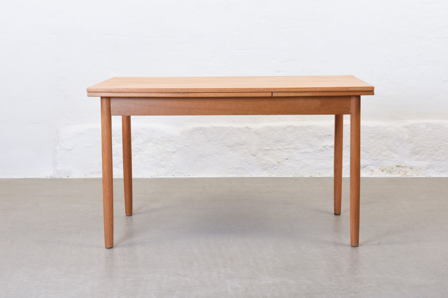 1960s extending dining table in oak