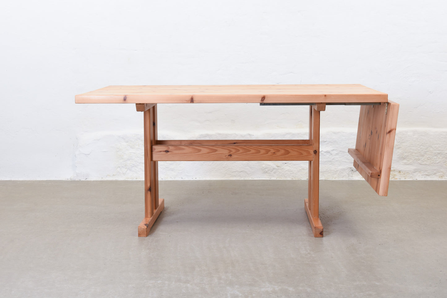 1970s drop-leaf dining table in pine