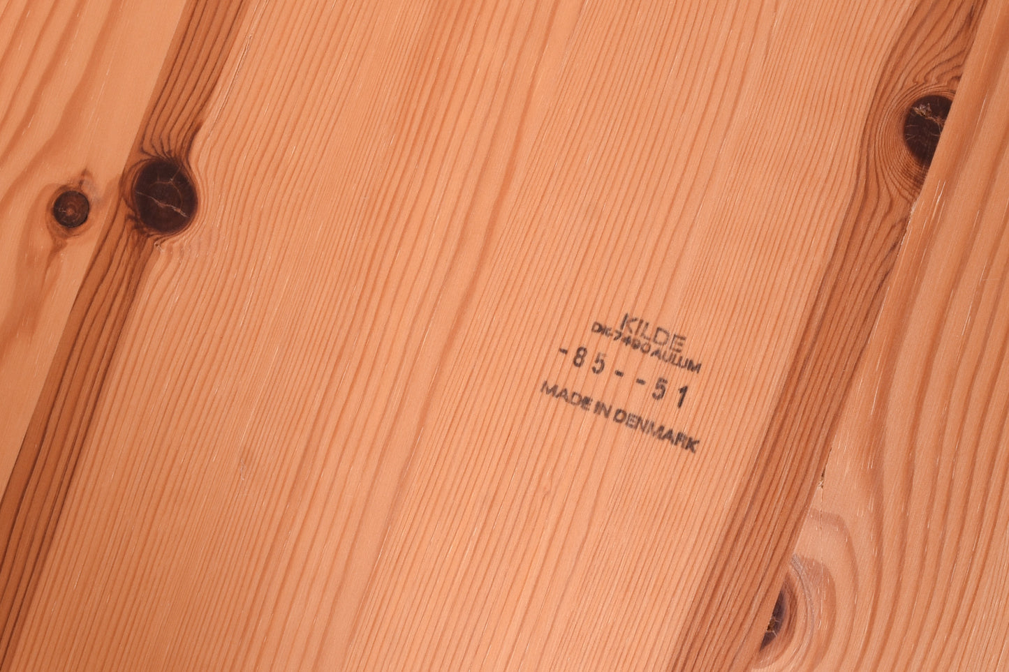 1970s drop-leaf dining table in pine
