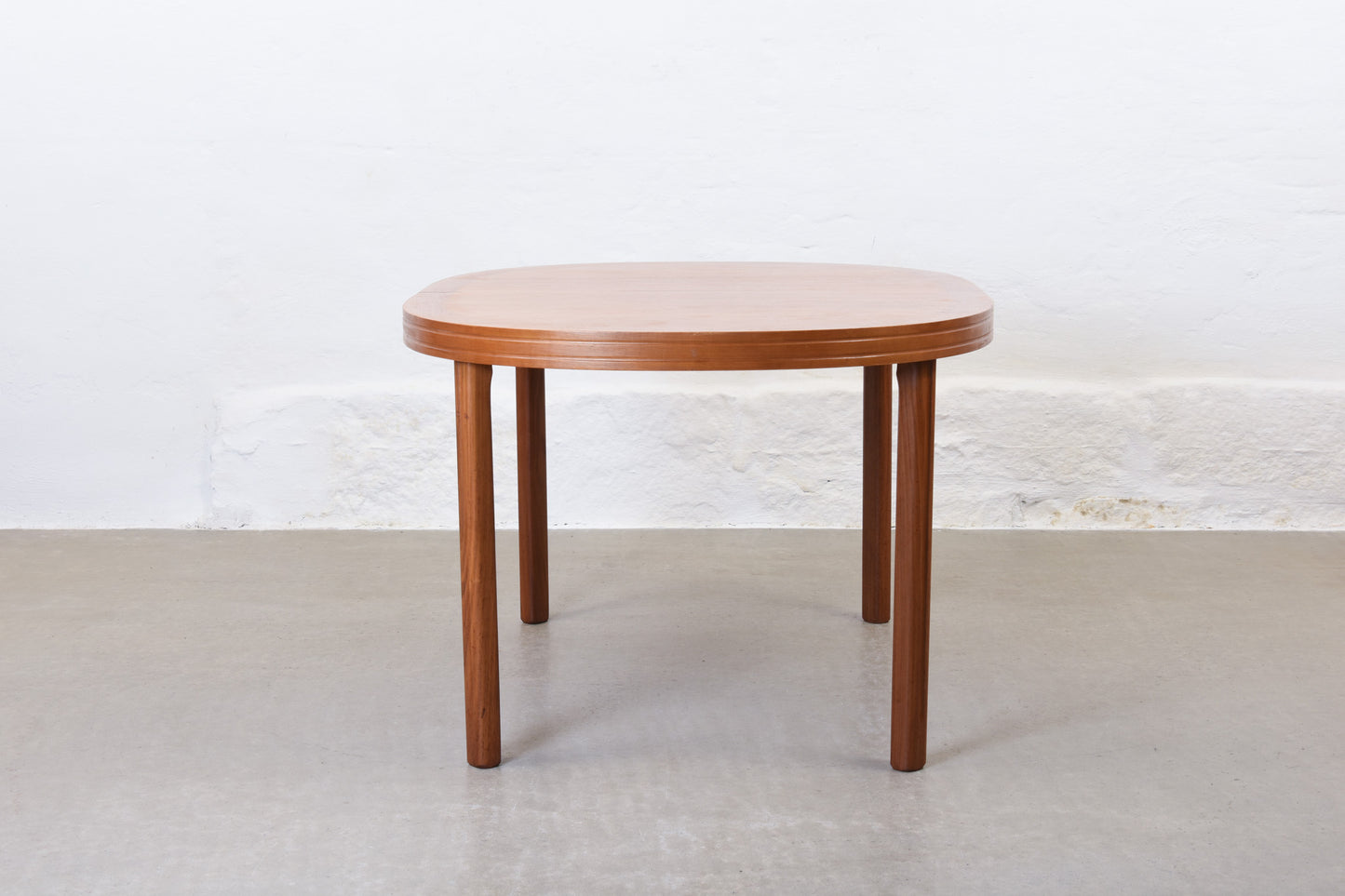 1970s dining table in walnut