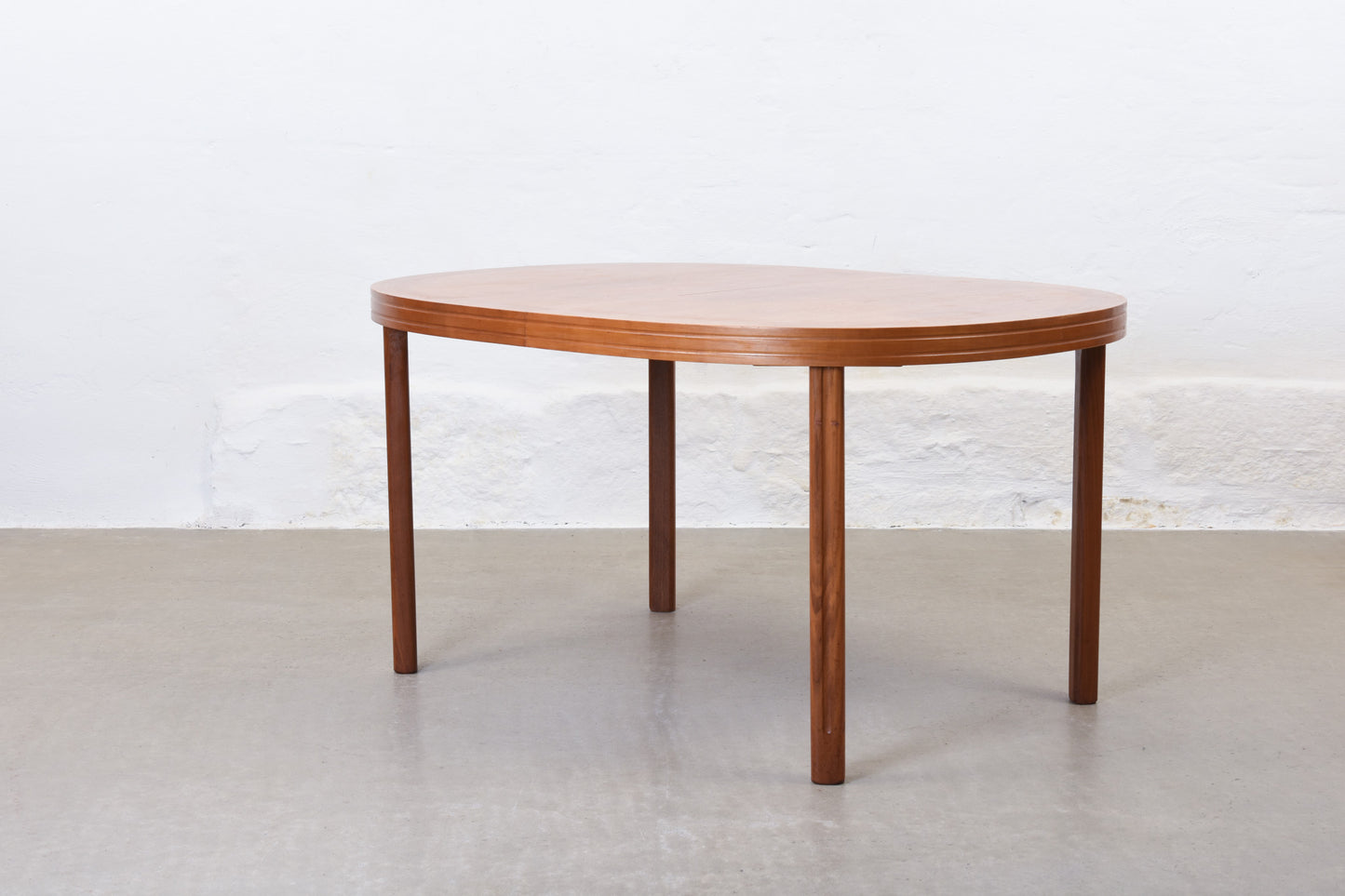 1970s dining table in walnut