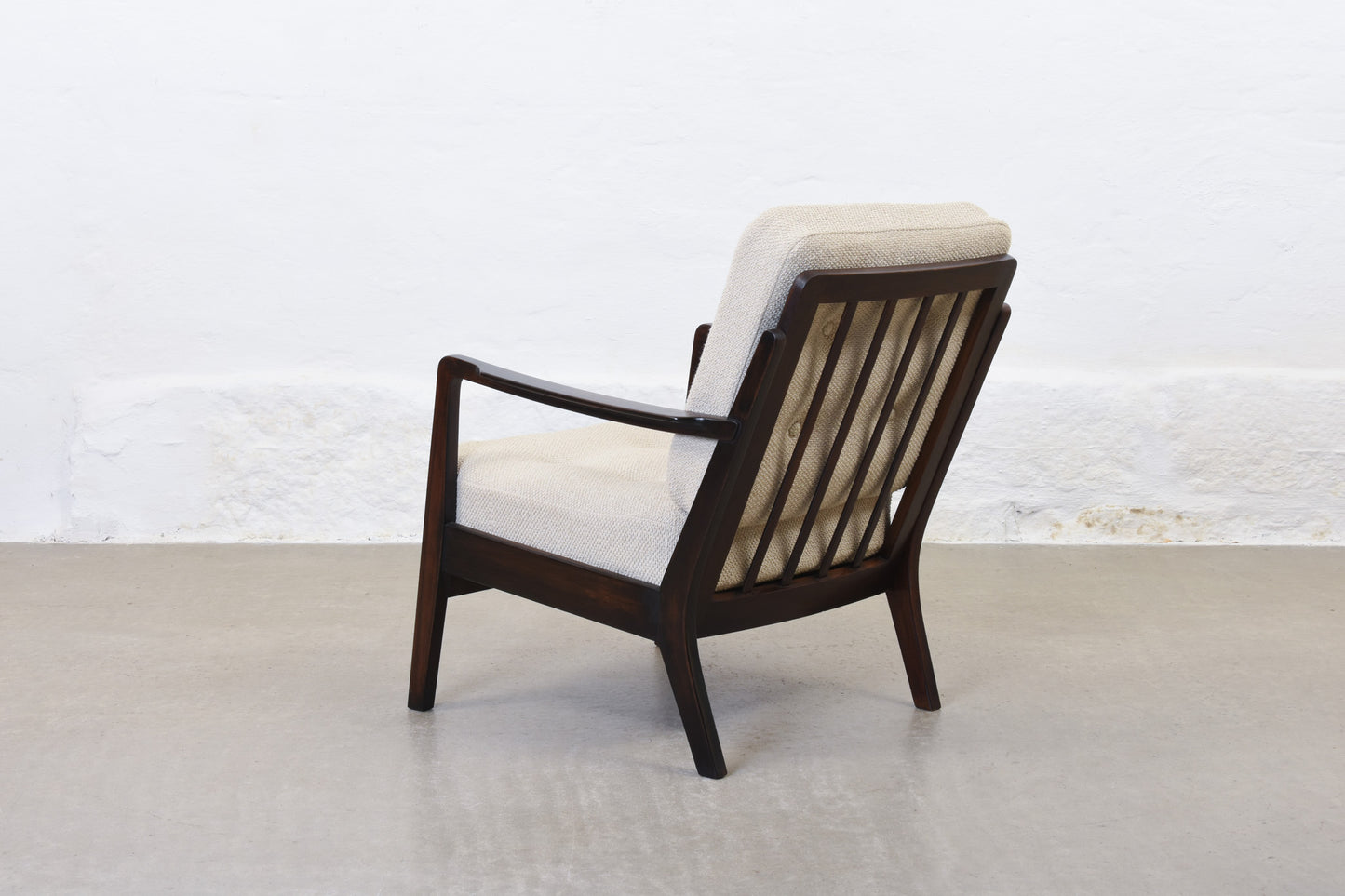 Newly reupholstered: 1950s lounger by Stig Thoresen-Lassen