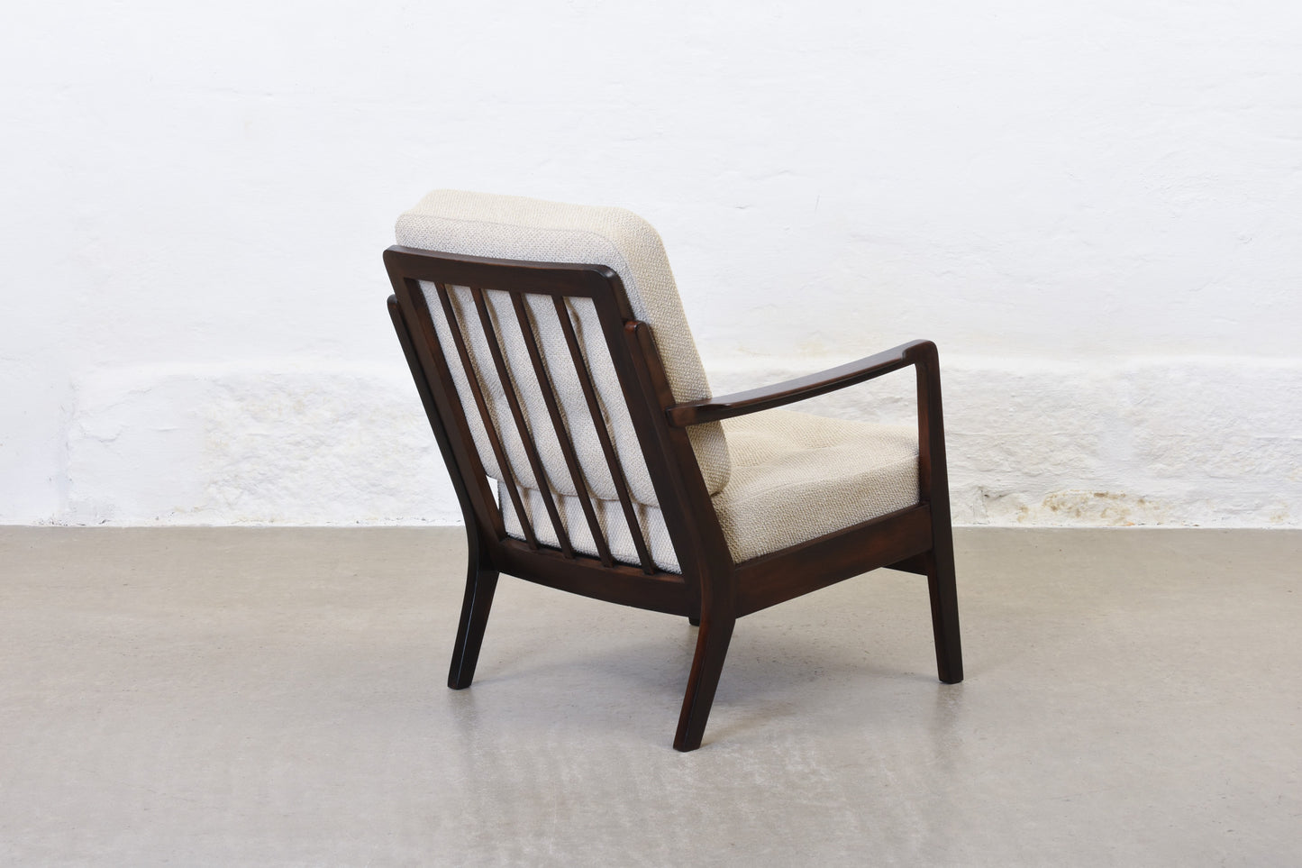 Newly reupholstered: 1950s lounger by Stig Thoresen-Lassen