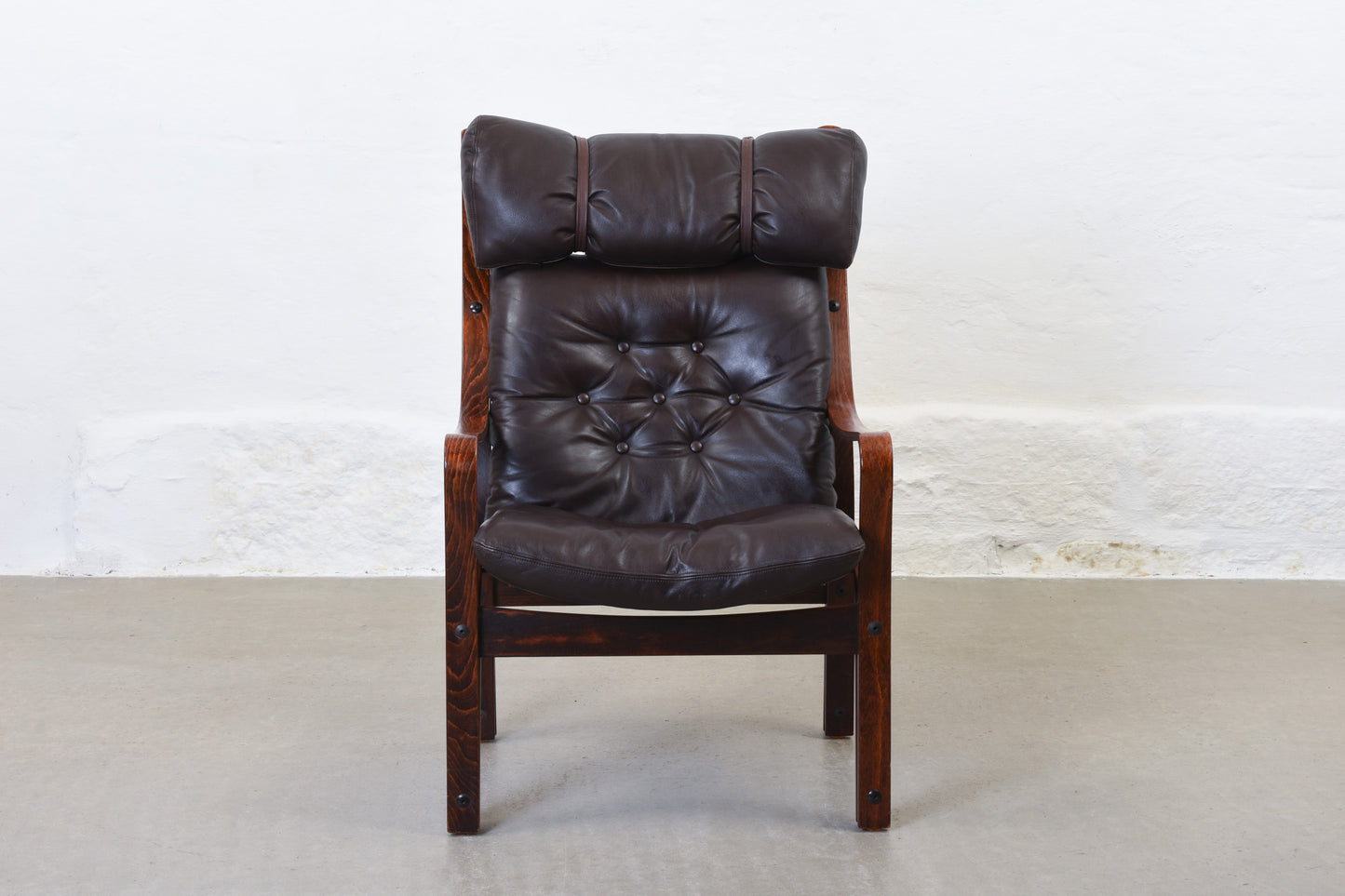 1970s beech and leather lounge chair