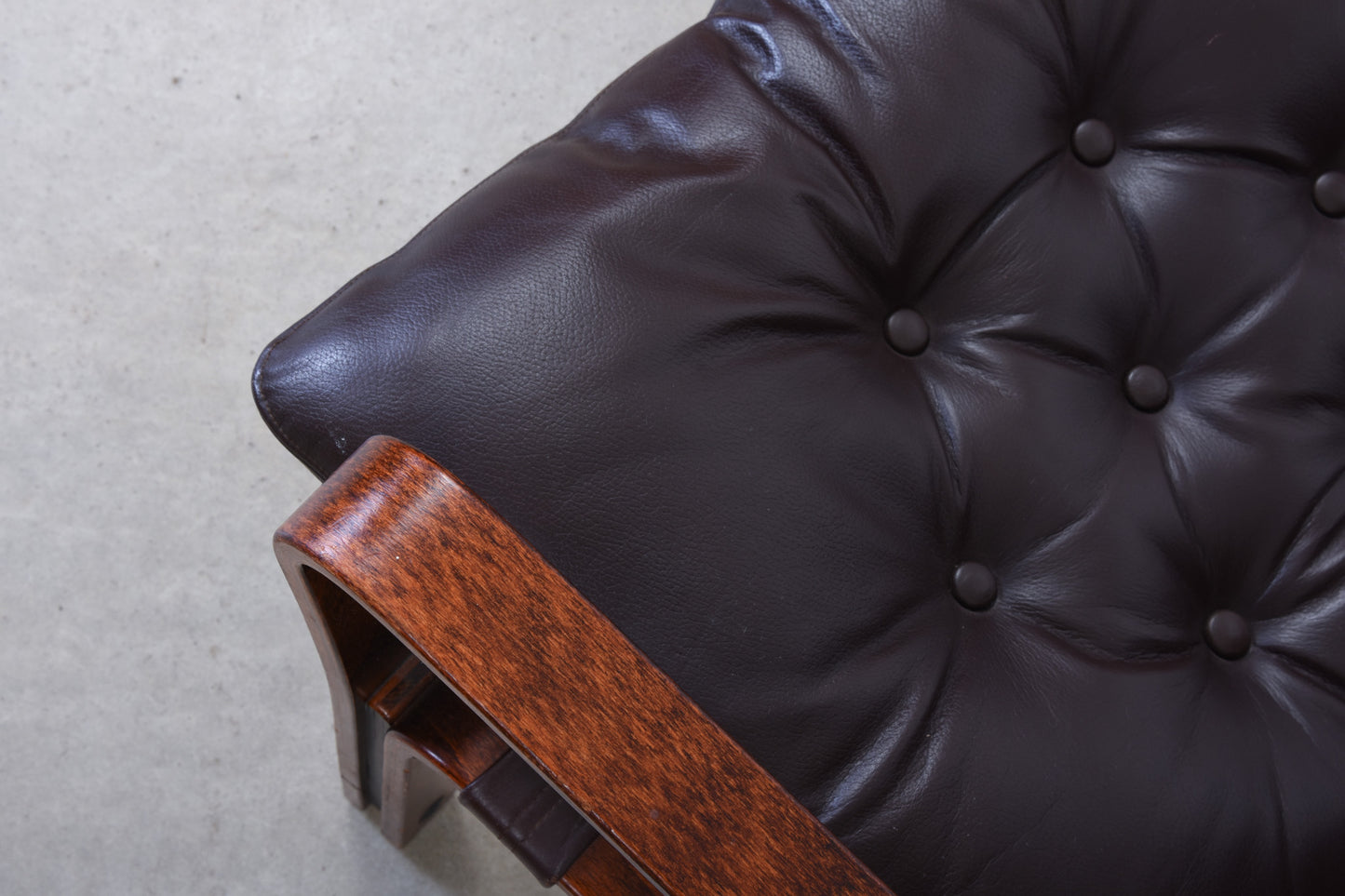 1970s beech and leather lounge chair